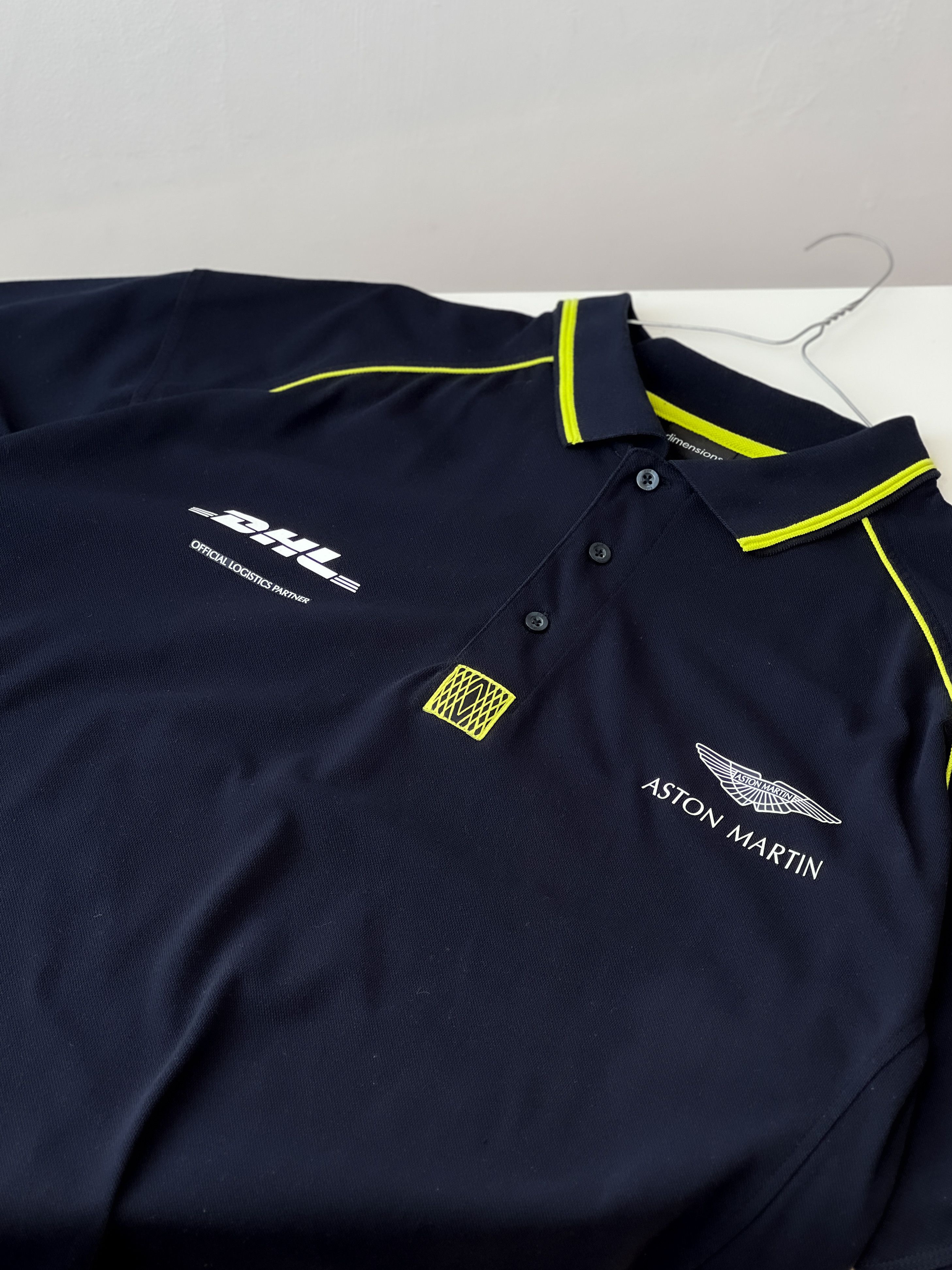 Other MENSIONS x ASTON MARTIN x DHL Polo Shirt Size US XXL / EU 58 / 5 - 4 Thumbnail
