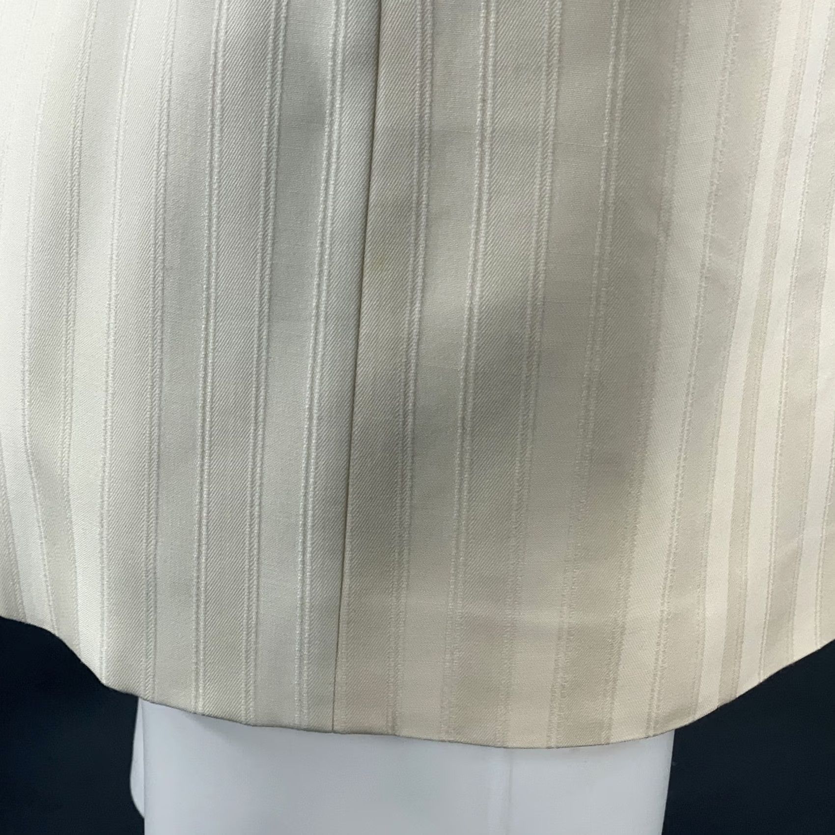 Yves Saint Laurent SAINT LAURENT Sport Coat Size 40 Regular Cream White Stripe Wool Peak Lapel Men Size US XXS / EU 40 - 7 Thumbnail