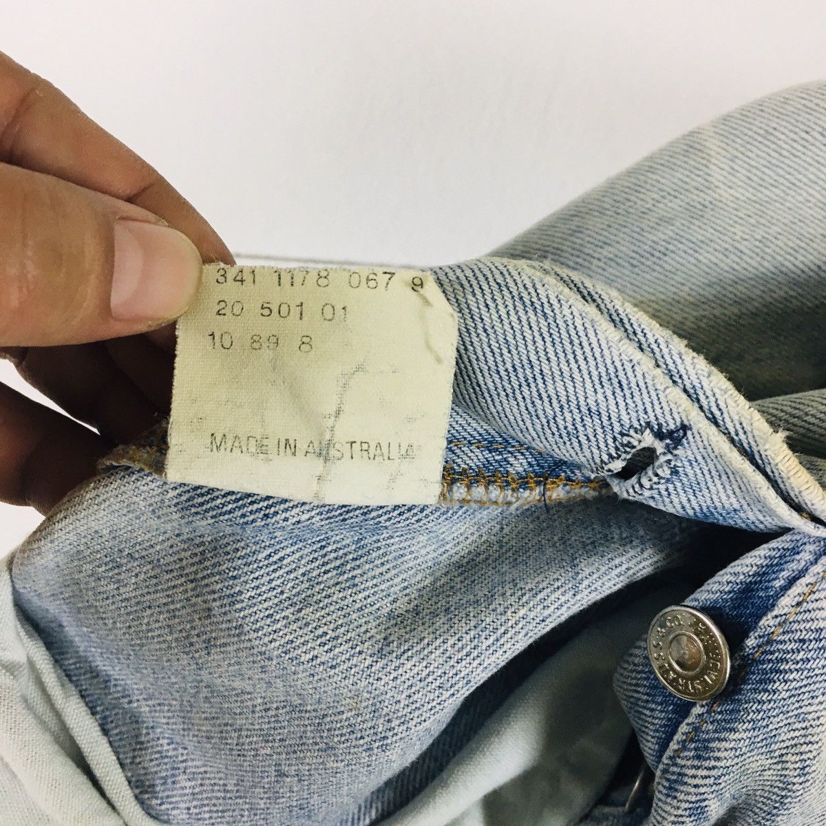Levi's Vintage Clothing Vintage Levi’s 501 Made in Australia Size US 30 / EU 46 - 14 Thumbnail