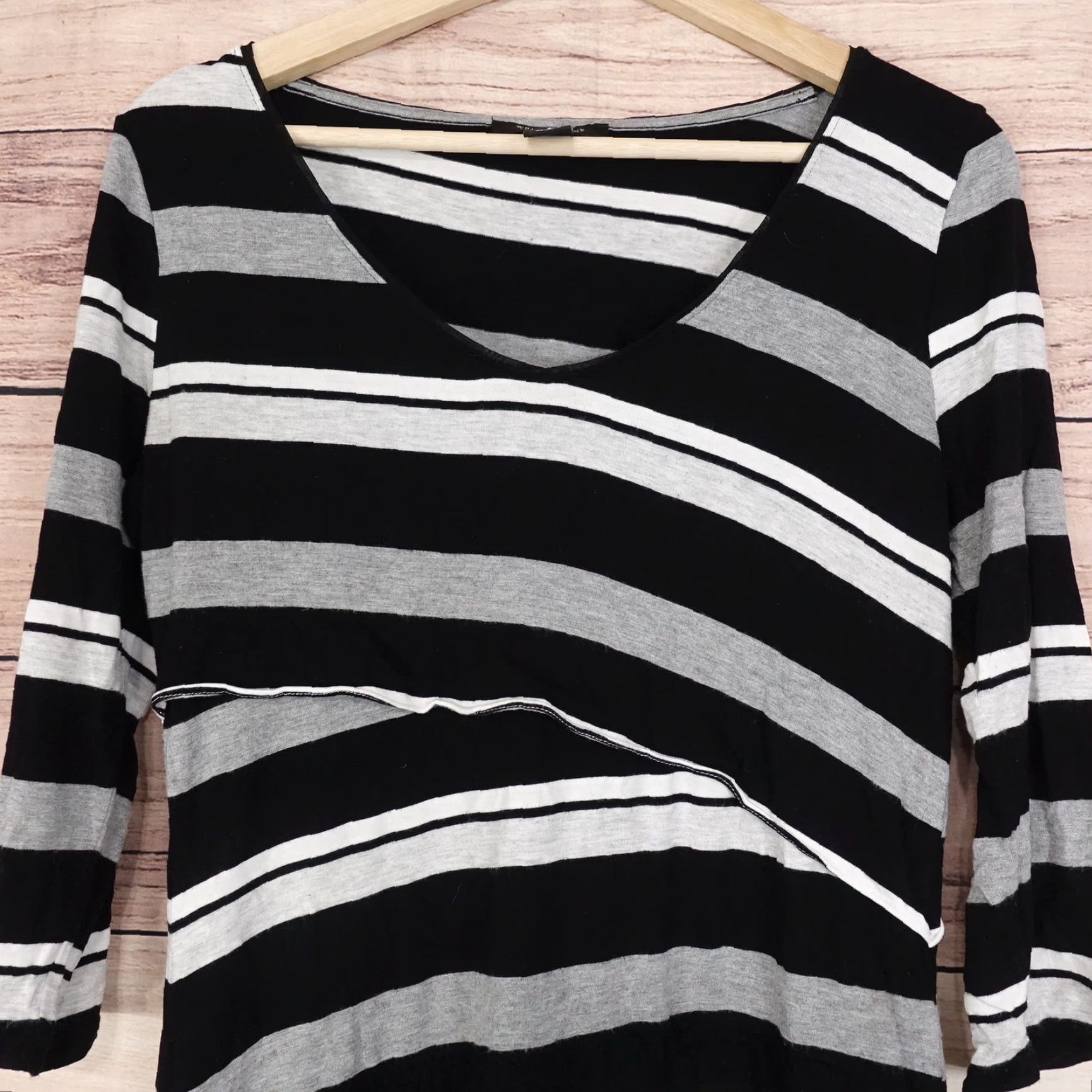 White House Black Market WHITE HOUSE BLACK MARKET LONG SLEEVE STRIPED TOP WOMENS SZ S Size S / US 4 / IT 40 - 4 Thumbnail
