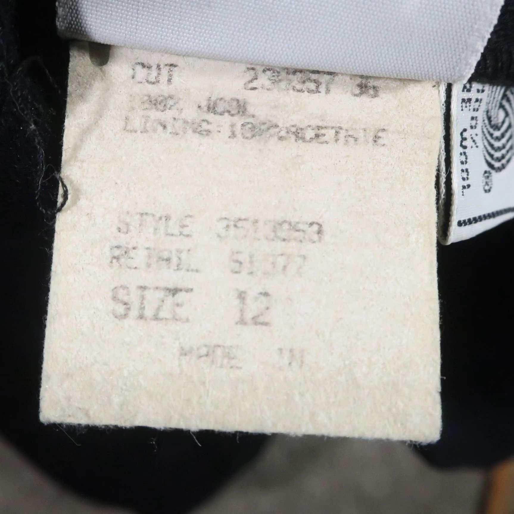 Vintage VINTAGE Koret Skirt Womens Petites 4 Black Wool Pockets Pencil Knee Length 80s 90s Modern City Classic Size 27" / US 4 / IT 40 - 7 Thumbnail