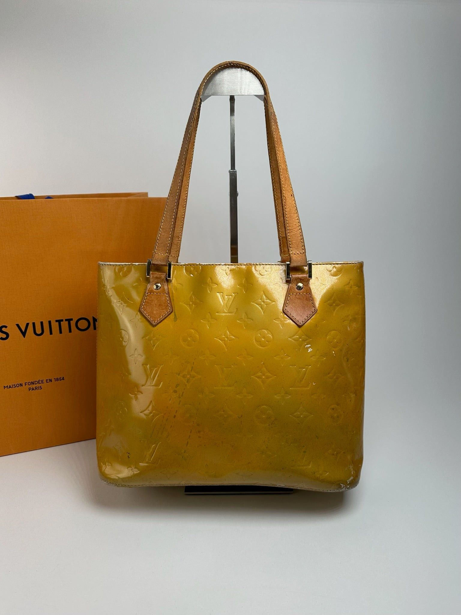 Louis Vuitton Vintage Vernis Leather bag Yellow Size ONE SIZE - 1 Thumbnail