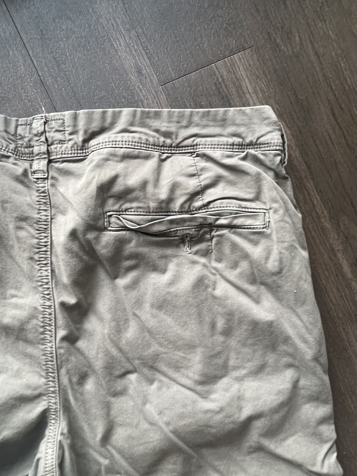 American Eagle Outfitters Minimalist grey cargo pants Size US 30 / EU 46 - 5 Thumbnail