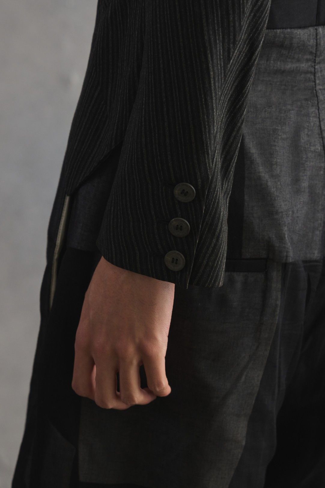 Ann Demeulemeester Ann Demeulemeester Pinstripe Cropped Tailored Jacket Size XS / US 0-2 / IT 36-38 - 5 Thumbnail