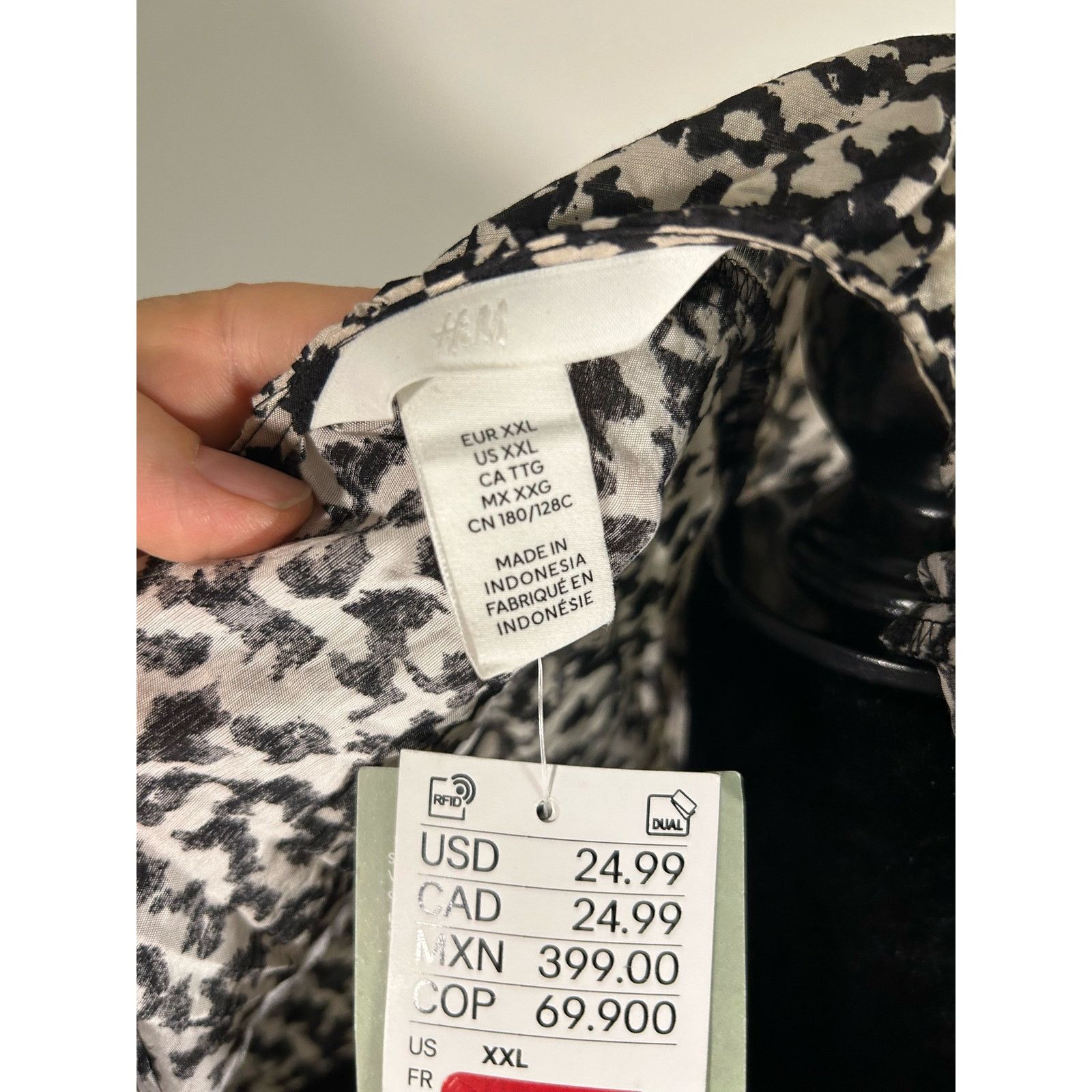 H&M H&M mini dress XXL leopard v-neck puff sleeve lightweight Size XXL / US 16-18 / IT 52-54 - 6 Thumbnail