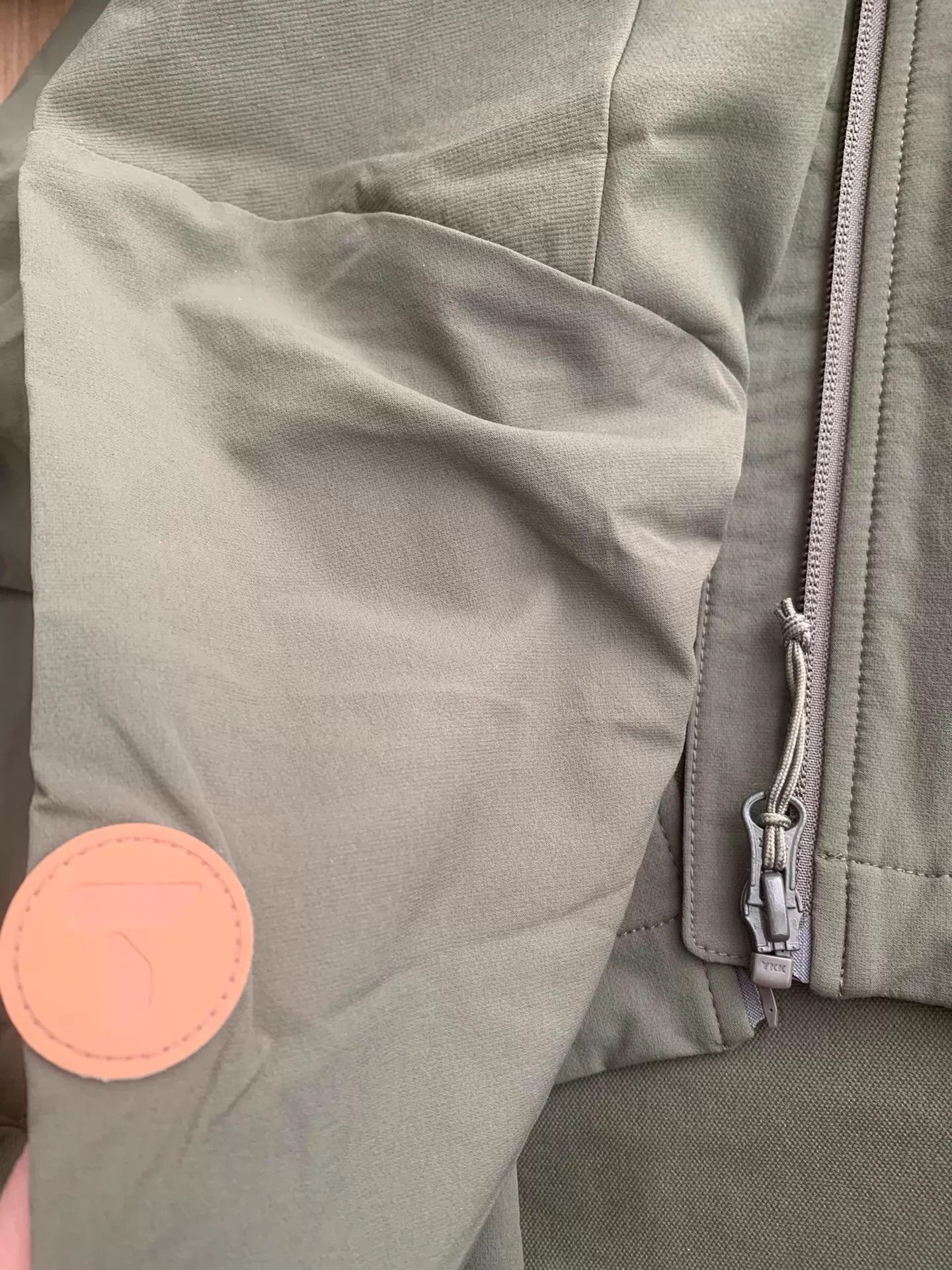 Tultex TUFTE Men's Outdoor Softshell Jacket Olive Green L Size US L / EU 52-54 / 3 - 7 Thumbnail