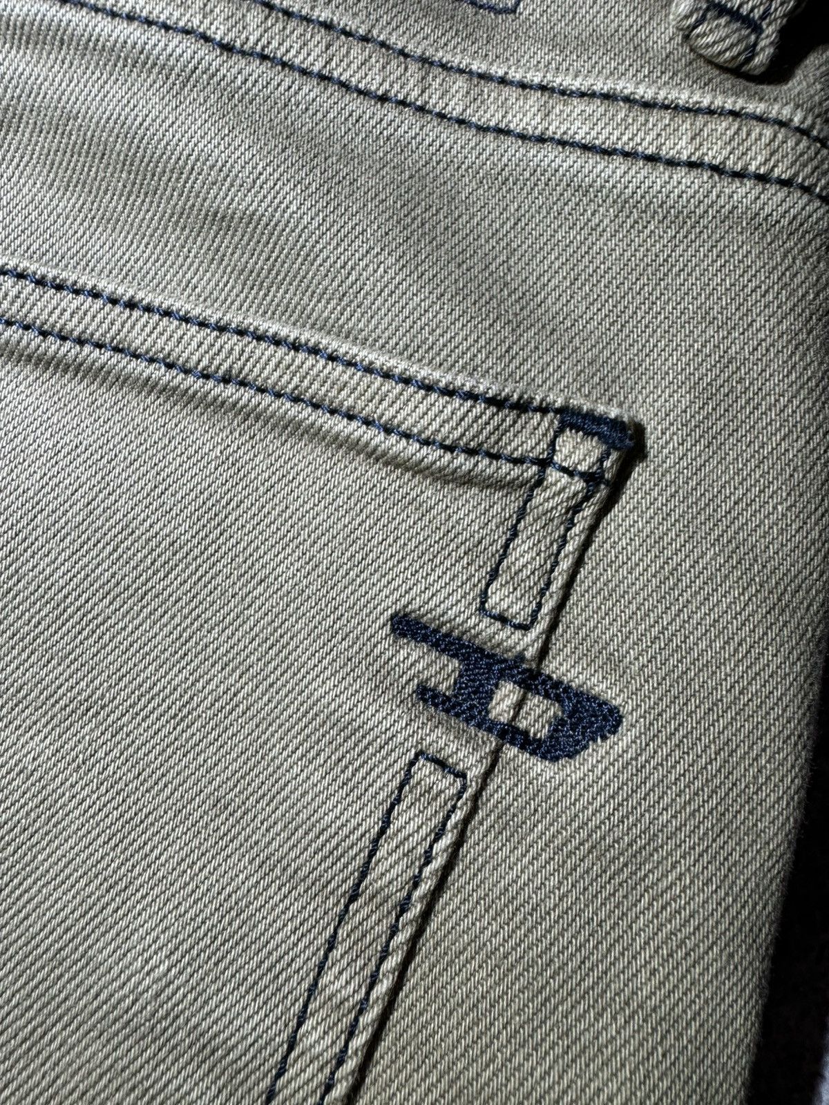 Diesel × Japanese Brand × Vintage Diesel 32 Vintage Beige Denim Classic Jeans y2k Streetwear Size US 32 / EU 48 - 5 Thumbnail