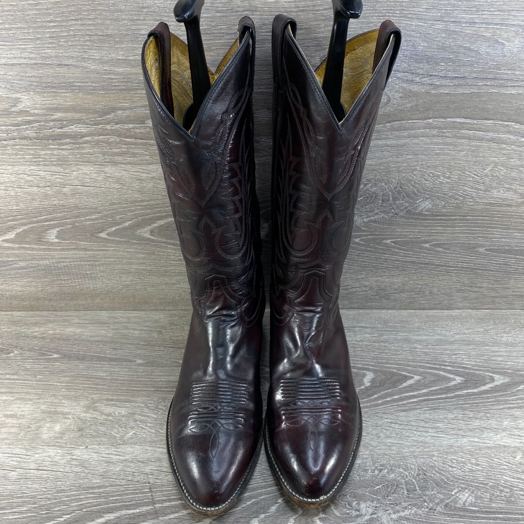 Tony Lama VINTAGE Tony Lama Boots Men's 8.5 EE Dark Cherry Burgundy Leather Cowboy Western Boots VTG 2996 Size US 9 / EU 42 - 3 Thumbnail