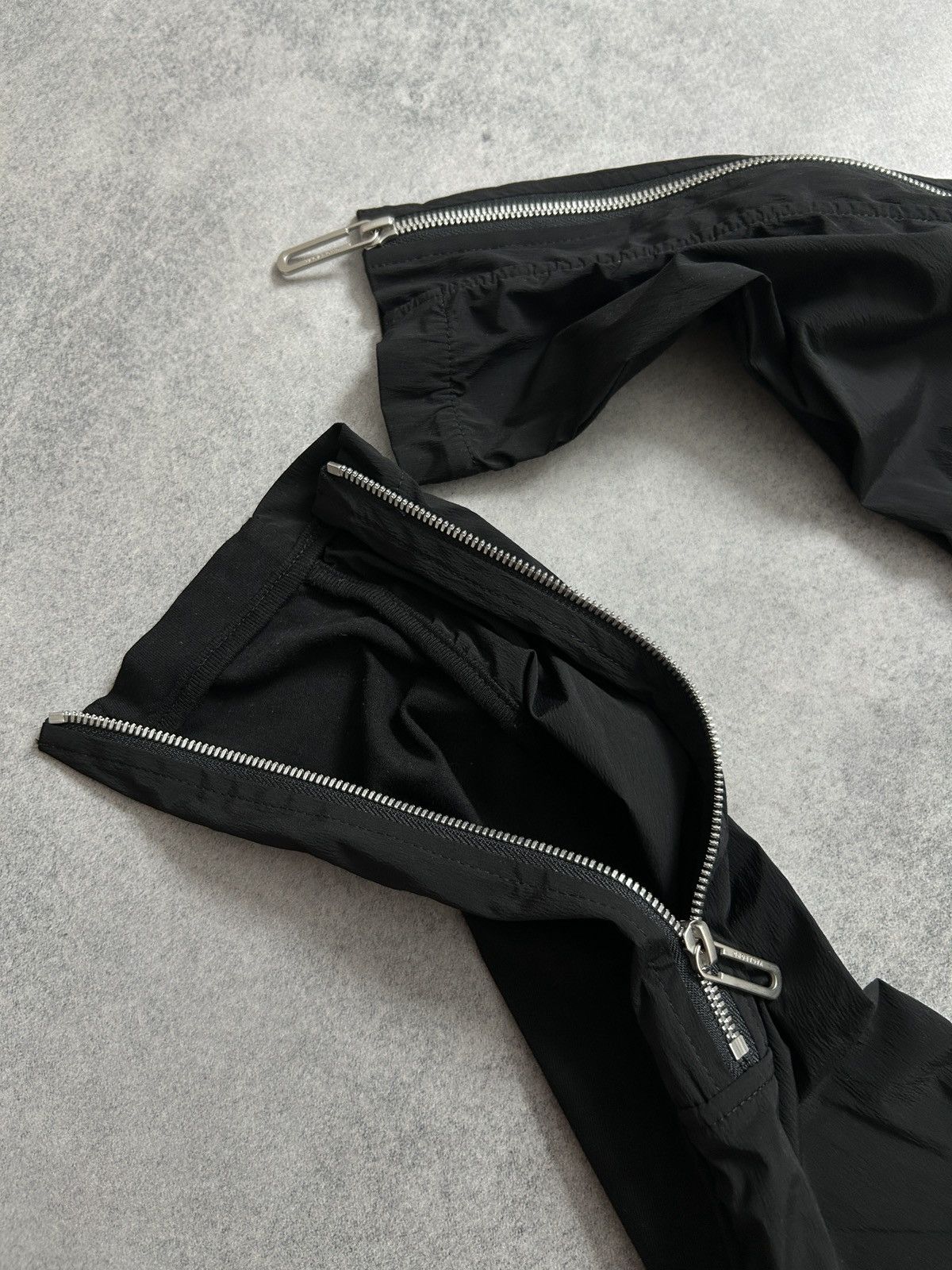 Vagabond Vagabond Nylons avant-garden joggers mens black rick owens Size US 32 / EU 48 - 7 Thumbnail