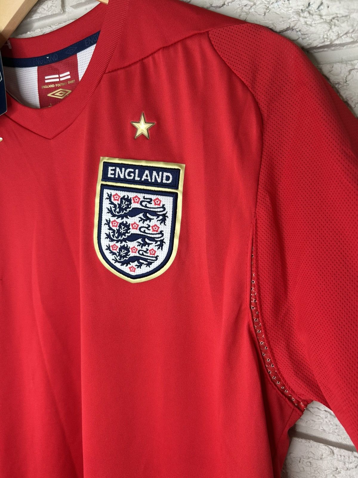 Umbro Vintage Umbro England 2006 Away Jersey Size US L / EU 52-54 / 3 - 3 Thumbnail