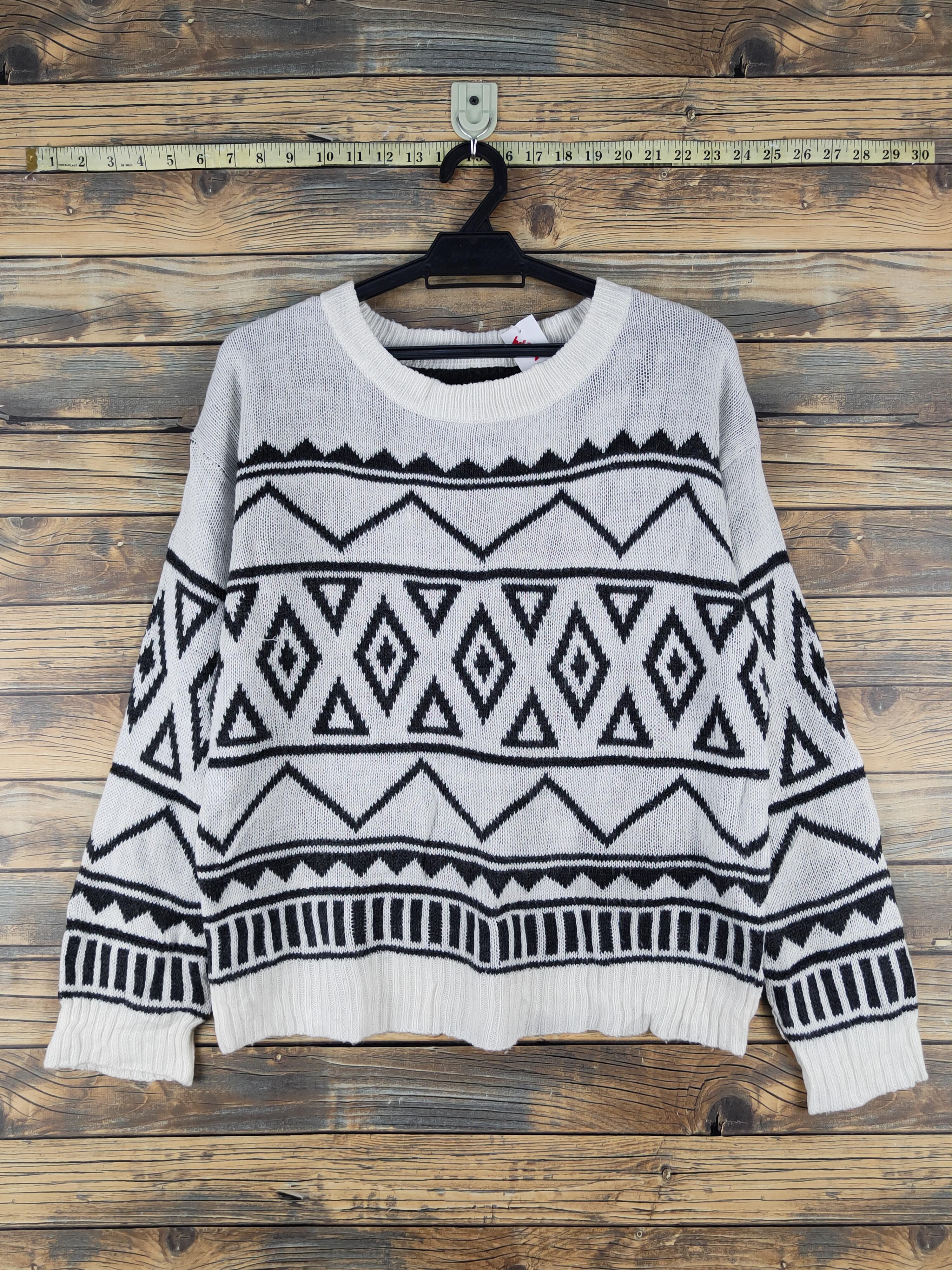 Japanese Brand White Black Knitwear Sweatshirts #W1257