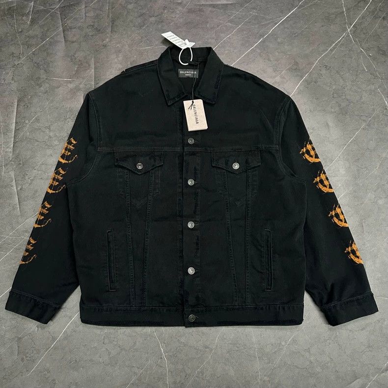 Balenciaga Balenciaga Devanagari Mud-Dyed Denim Jacket Size US S / EU 44-46 / 1 - 1 Thumbnail