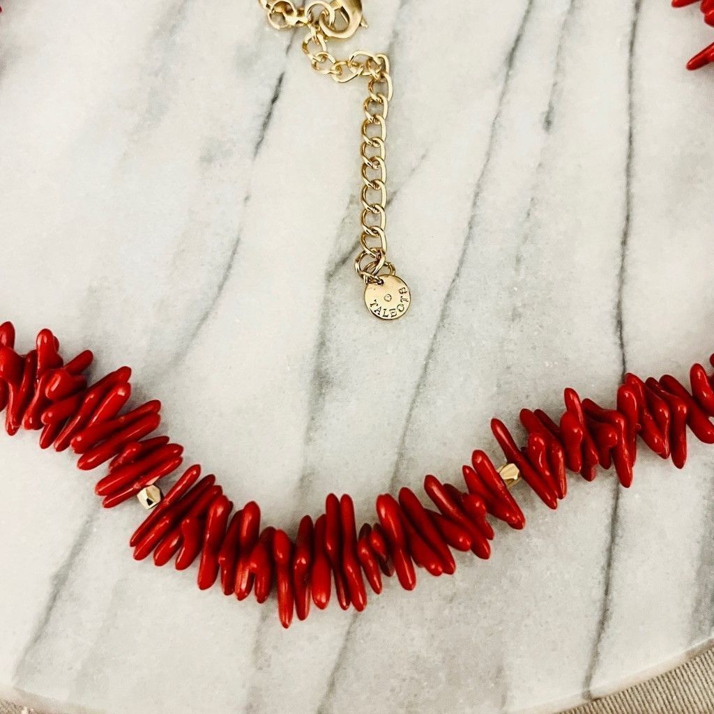 Talbots Talbots Faux Coral Beaded Necklace Red Acrylic with Flowers Size ONE SIZE - 3 Thumbnail