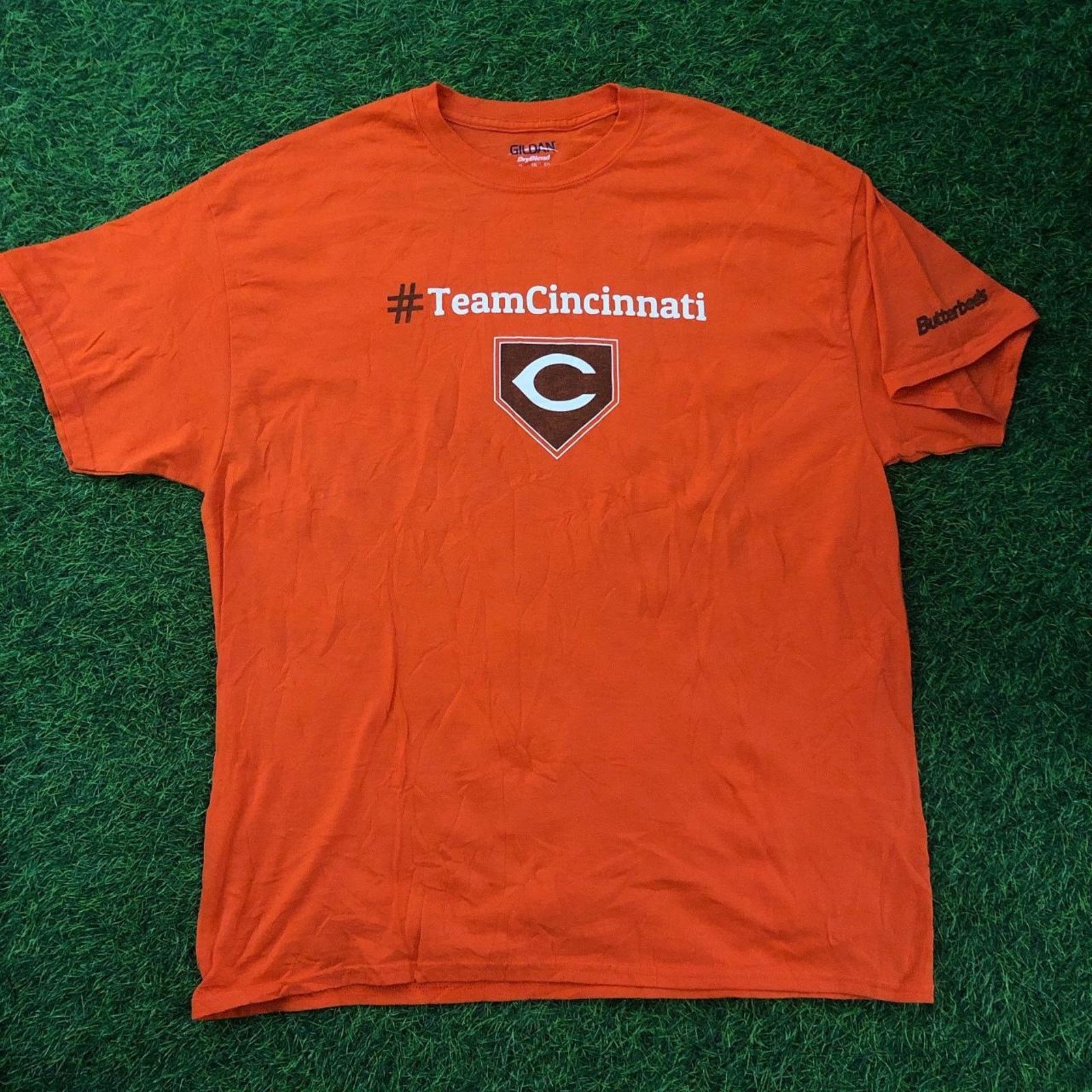 Gildan Vintage Orange ‘Team Cincinnati’ Graphic Tee Size US XL / EU 56 / 4 - 1 Thumbnail