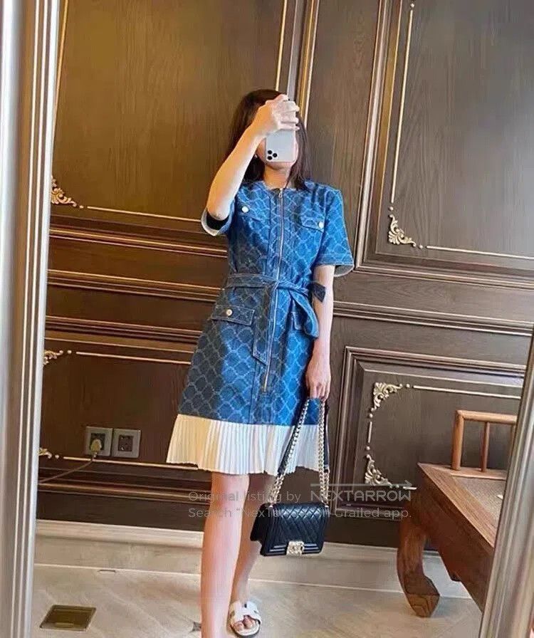 Sandro Pleated Denim Dress with Belt. Size XS / US 0-2 / IT 36-38 - 6 Thumbnail