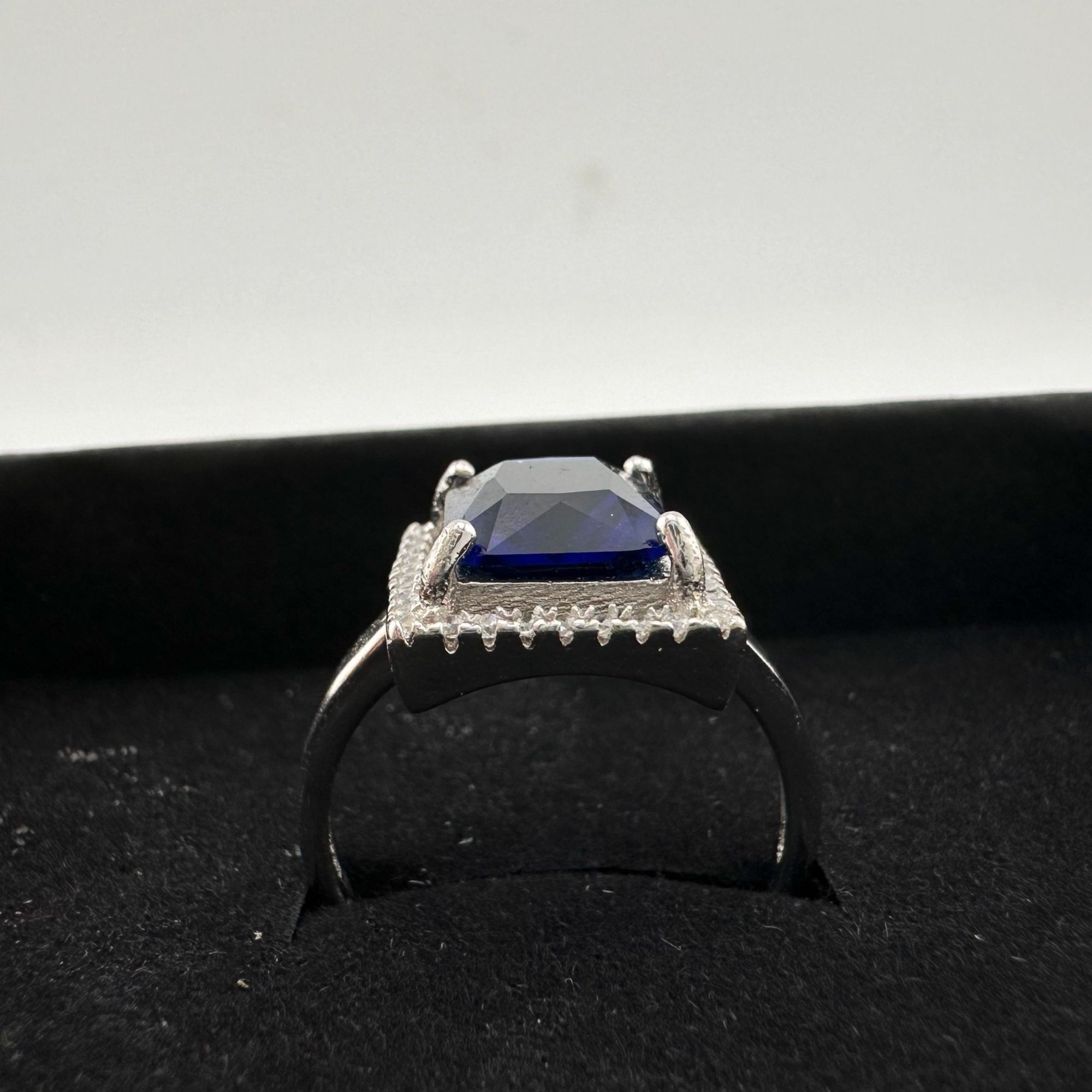 Other 4.10 Carat Lab Created Deep Blue & White Sapphire Ring Size Size ONE SIZE - 13 Thumbnail