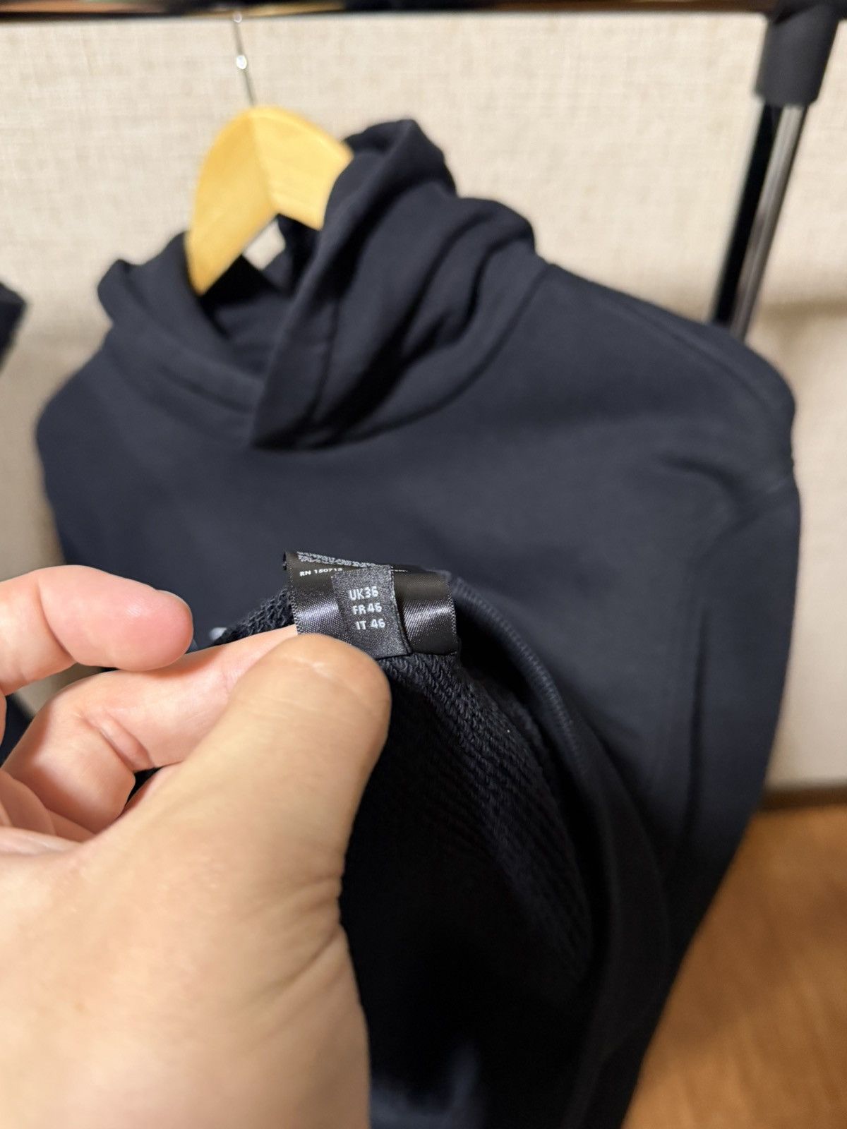 Amiri AMIRI CORE LOGO BLACK HOODIE Size US S / EU 44-46 / 1 - 7 Thumbnail