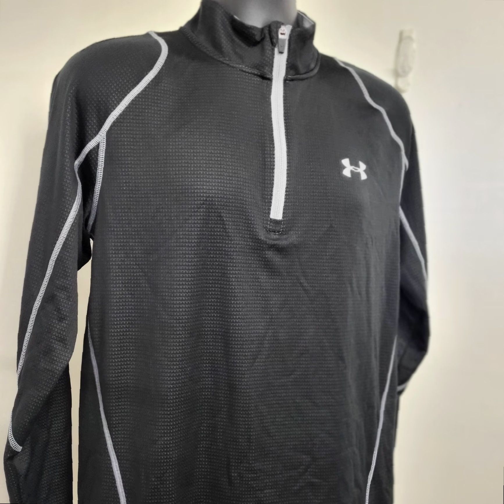 Under Armour Under Armour Quarter Zip Shirt Men L Black Fitted ColdGear Athletic Shirt Size US L / EU 52-54 / 3 - 3 Thumbnail