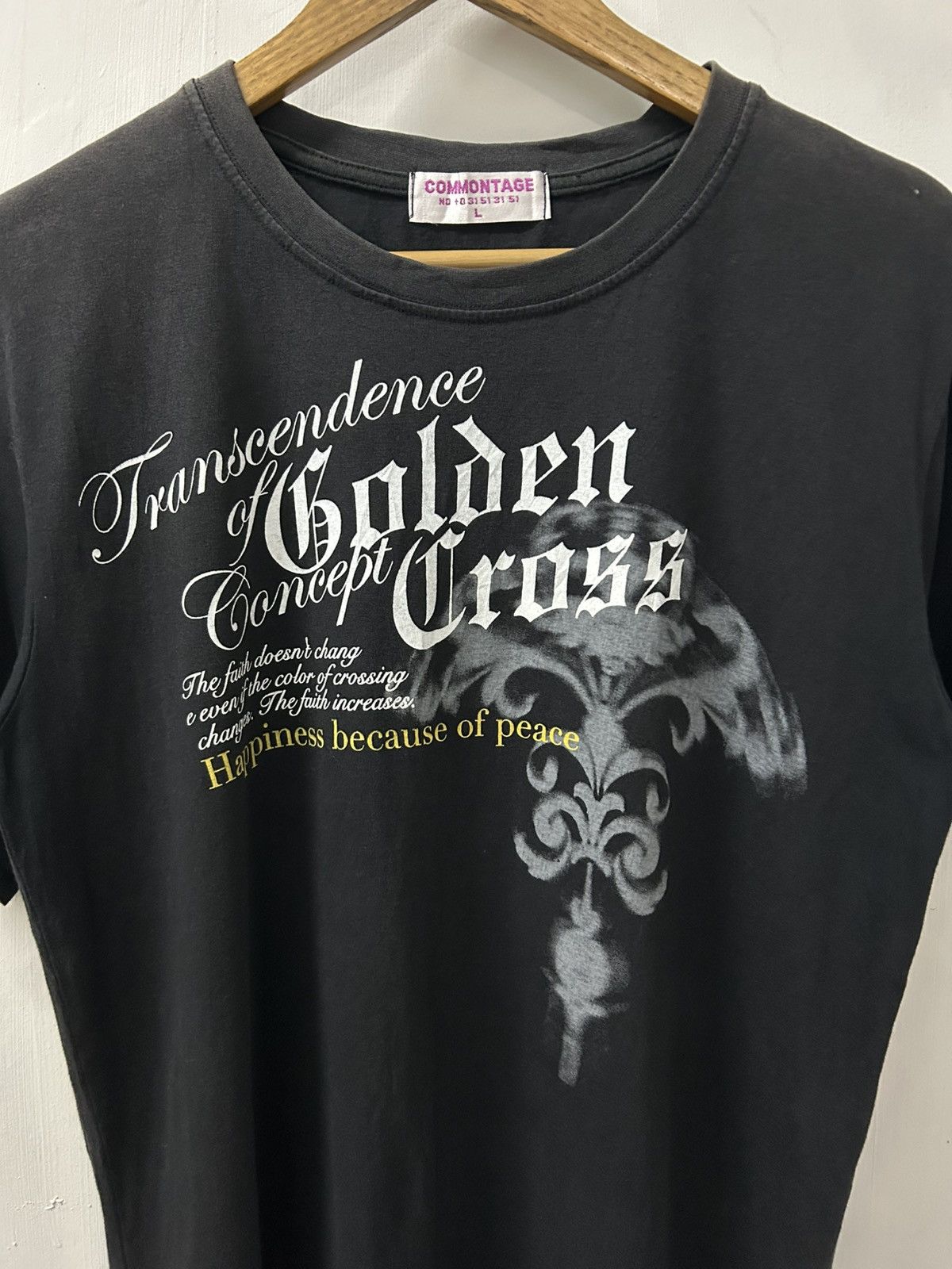20471120 Commontage Gothic Style Golden Cross Quotes Healing Feeling Size US M / EU 48-50 / 2 - 3 Thumbnail