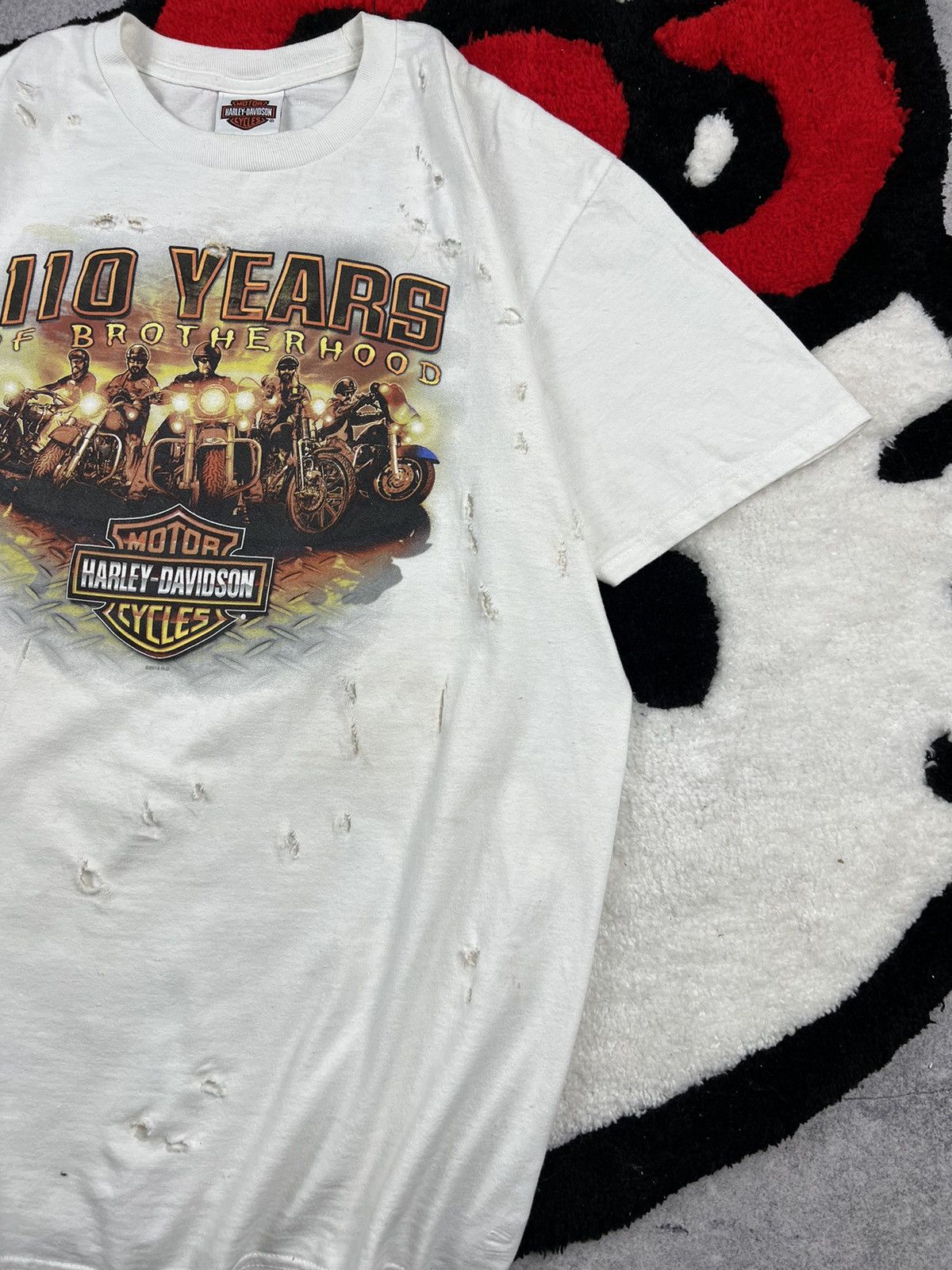 Harley Davidson Harley Davidson 100 Years Trashed Motorcycle Y2K Tee Size US L / EU 52-54 / 3 - 3 Thumbnail