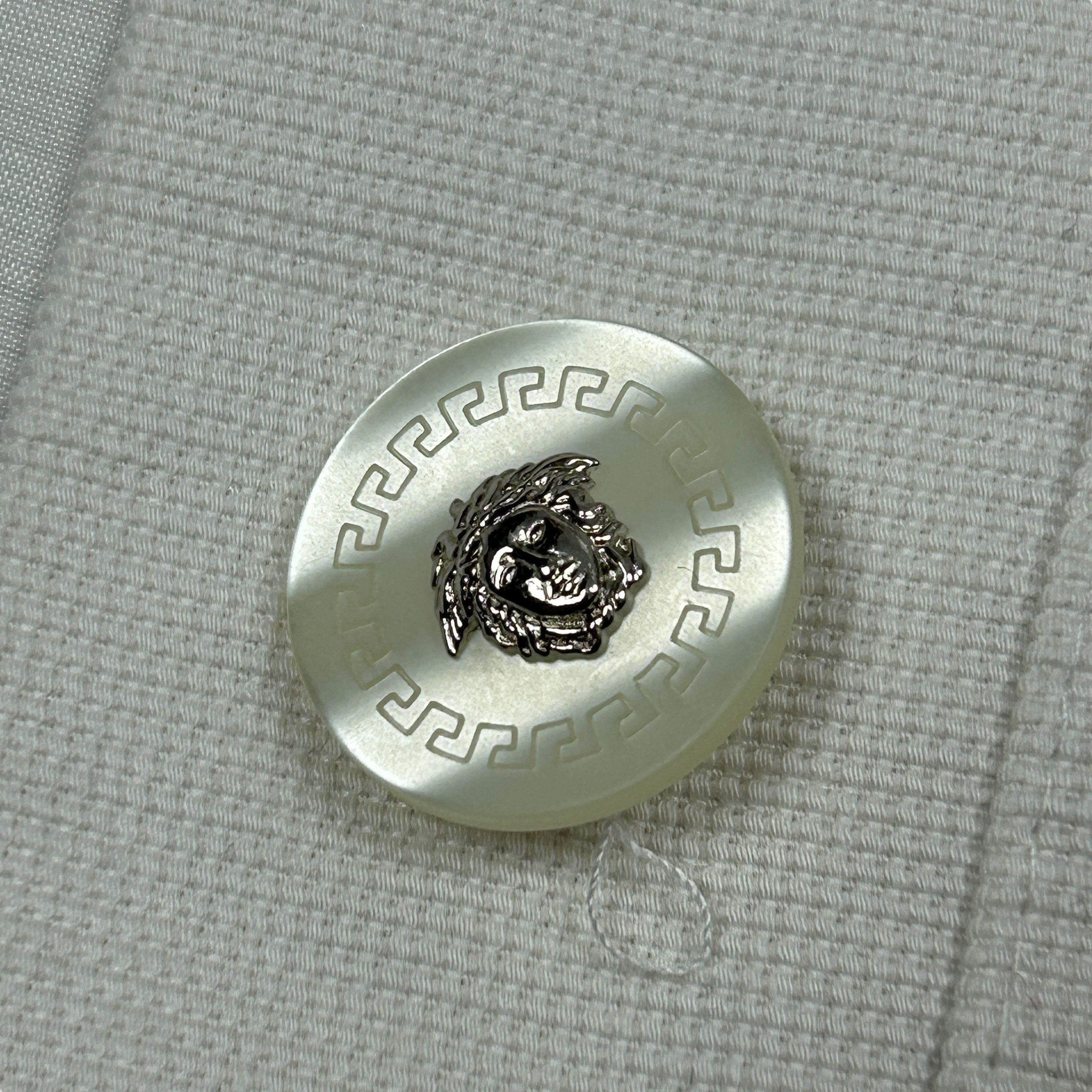 Versace Jeans Couture Versace Jeans Couture Ecru Medusa Button Overshirt Women M Size US M / EU 48-50 / 2 - 7 Thumbnail