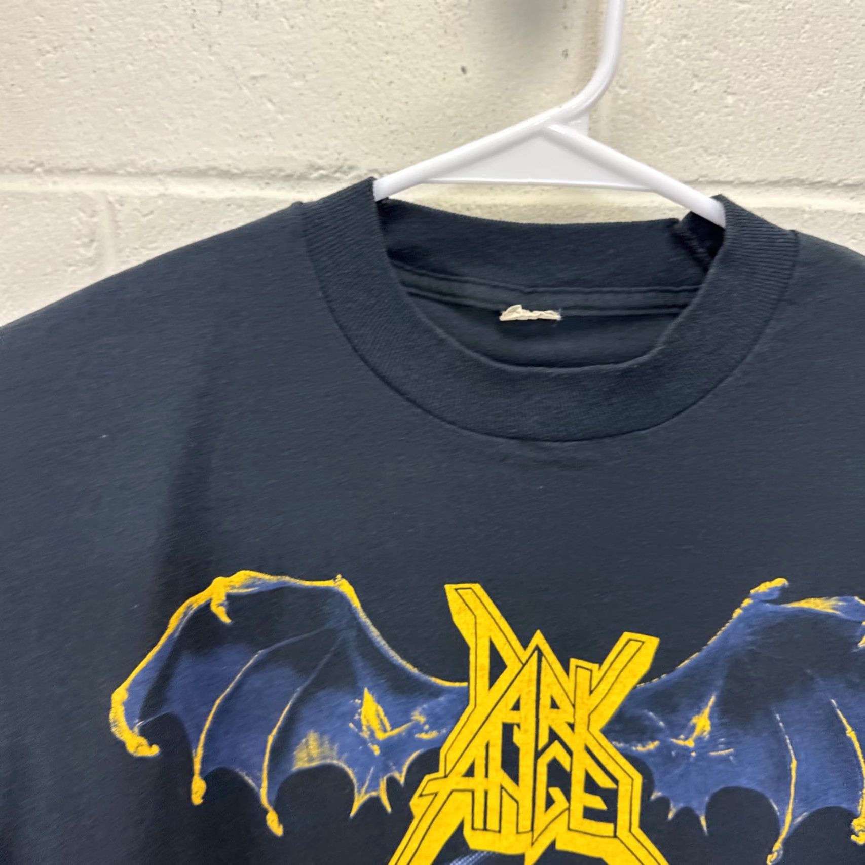 Vintage VINTAGE Dark Angel Leave Scars T Shirt L Black Unisex 80s Thrash Metal Screen Stars Goth Shirt Mens/Womens Size US L / EU 52-54 / 3 - 4 Thumbnail