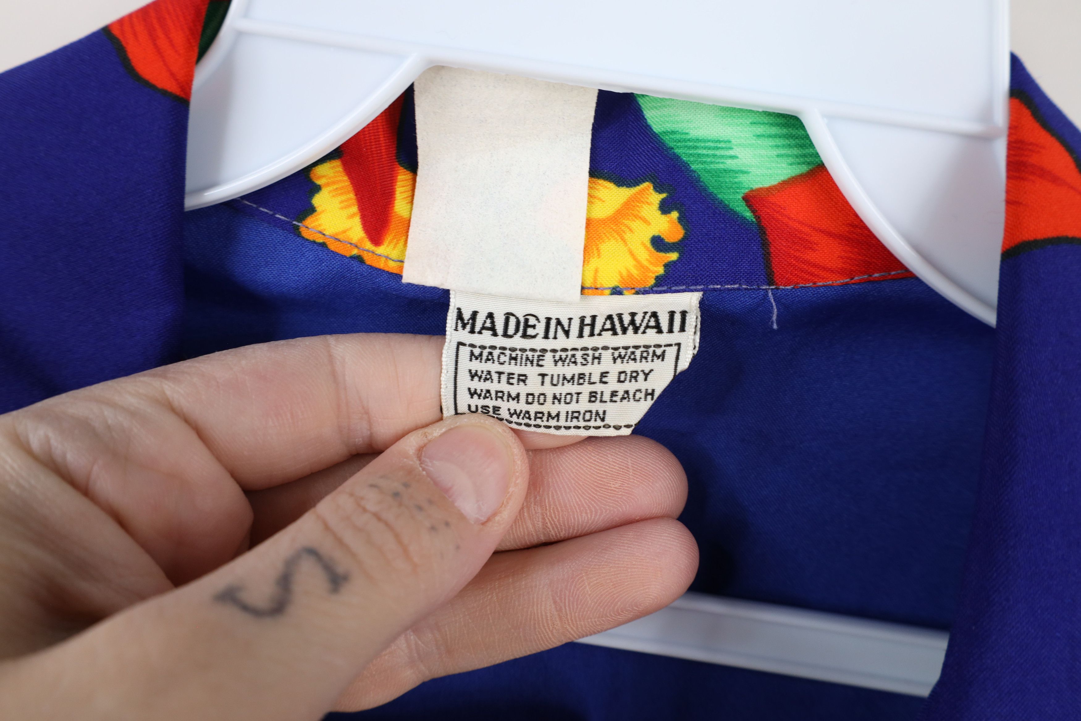 Vintage Vintage 70s Streetwear Flower Hawaiian Button Shirt USA Size US L / EU 52-54 / 3 - 7 Thumbnail