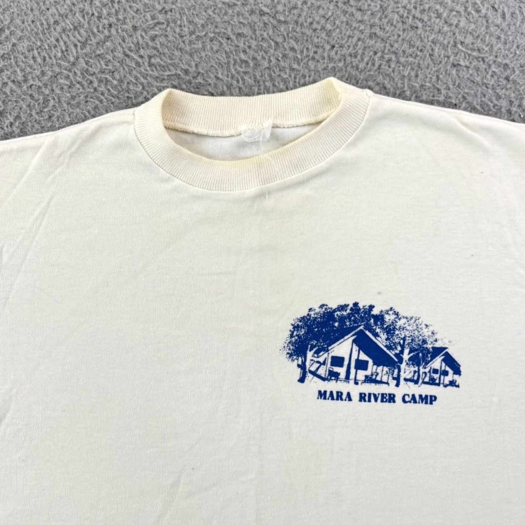 Vintage VINTAGE Kenya T-Shirt Shirt Adult M White 80s Graphic Print Short Sleeve USA Mens Size US M / EU 48-50 / 2 - 3 Thumbnail