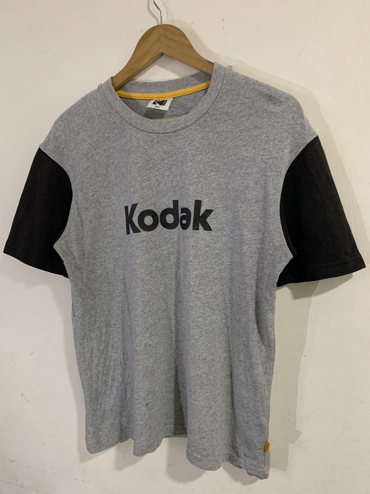 Kodak Y2K GU X Kodak T-Shirt Size US S / EU 44-46 / 1 - 2 Thumbnail