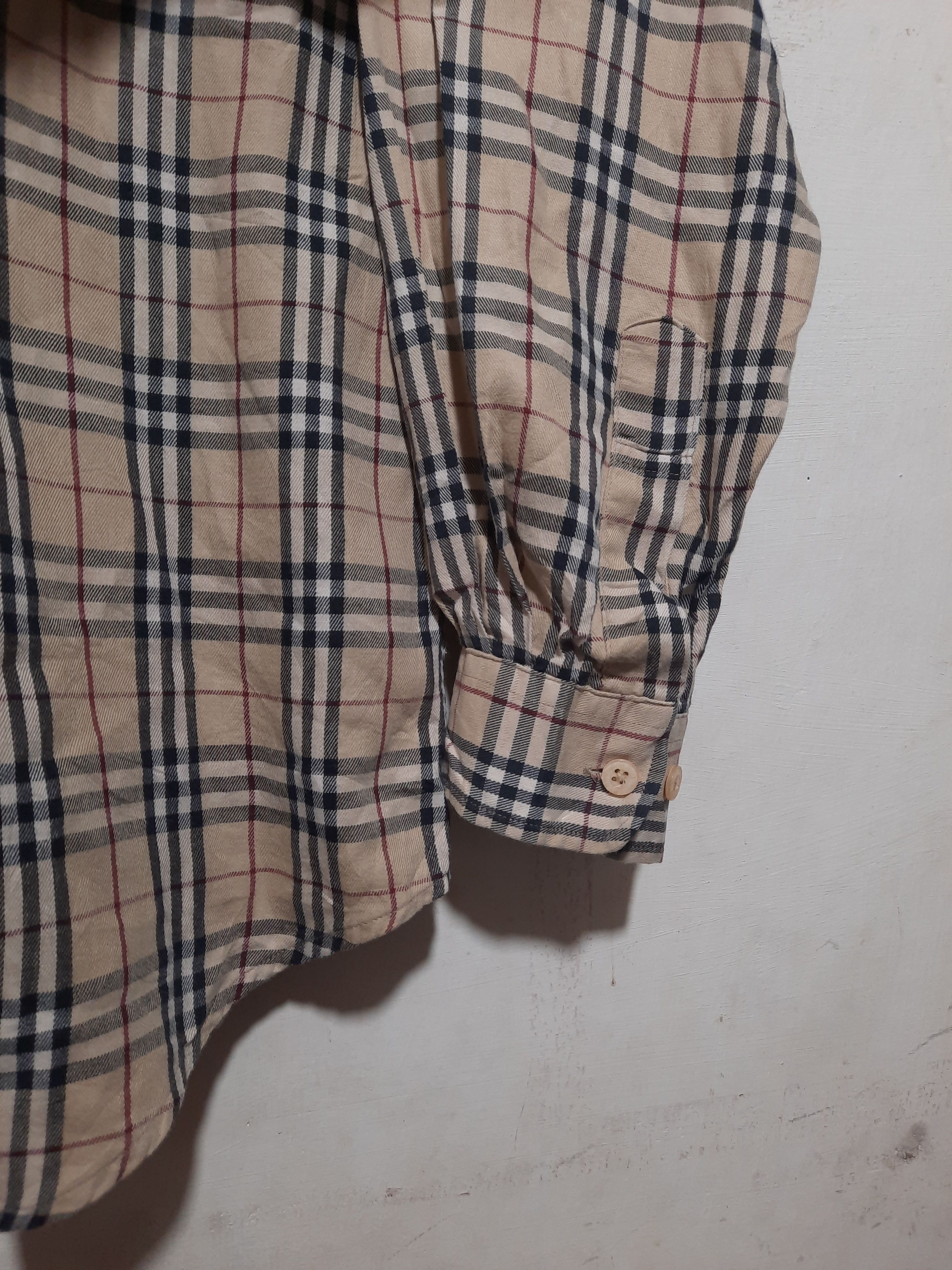 Burberry Burberry London Nova Check Buttondown Shirt Size US M / EU 48-50 / 2 - 3 Thumbnail