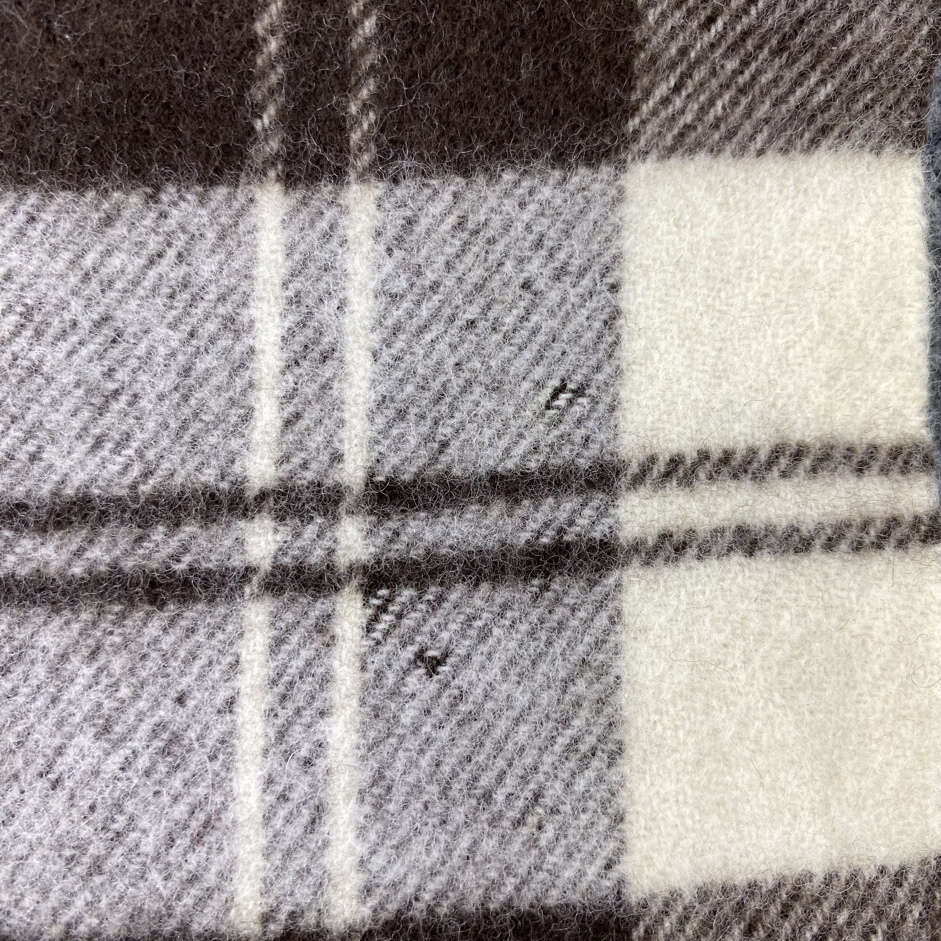 Johnstons Of Elgin × Vintage Johnstons Muffler Scarf / Neckwear - T1541 Size ONE SIZE - 10 Thumbnail