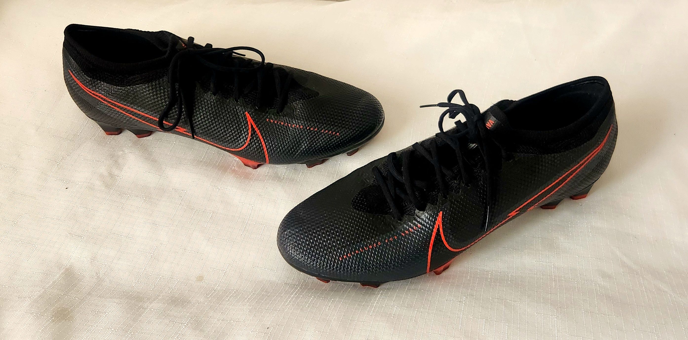 Nike Nike Mercurial Vapor 13 Pro FG Bred AT7901-060 Men Sizes 13 Size US 13 / EU 46 - 1 Thumbnail