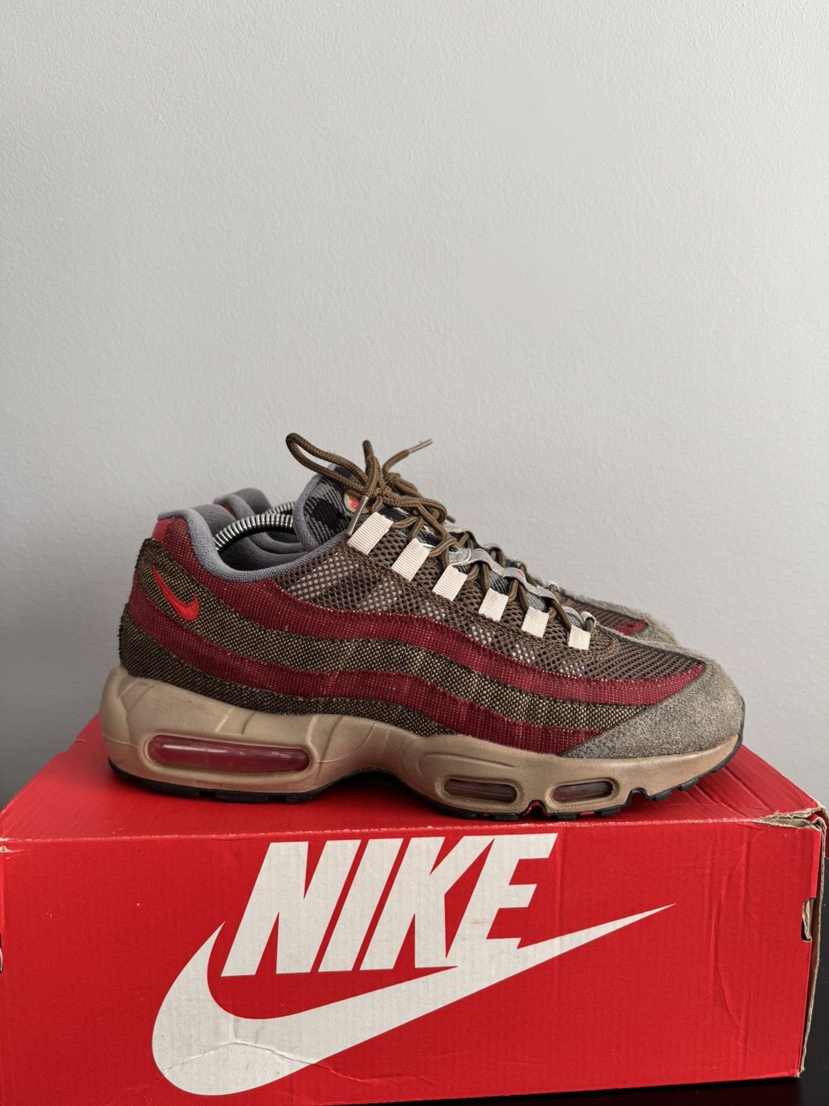 Nike Nike Air Max 95 Freddy Krueger Halloween Brown Red patta sb Size US 10.5 / EU 43-44 - 3 Thumbnail