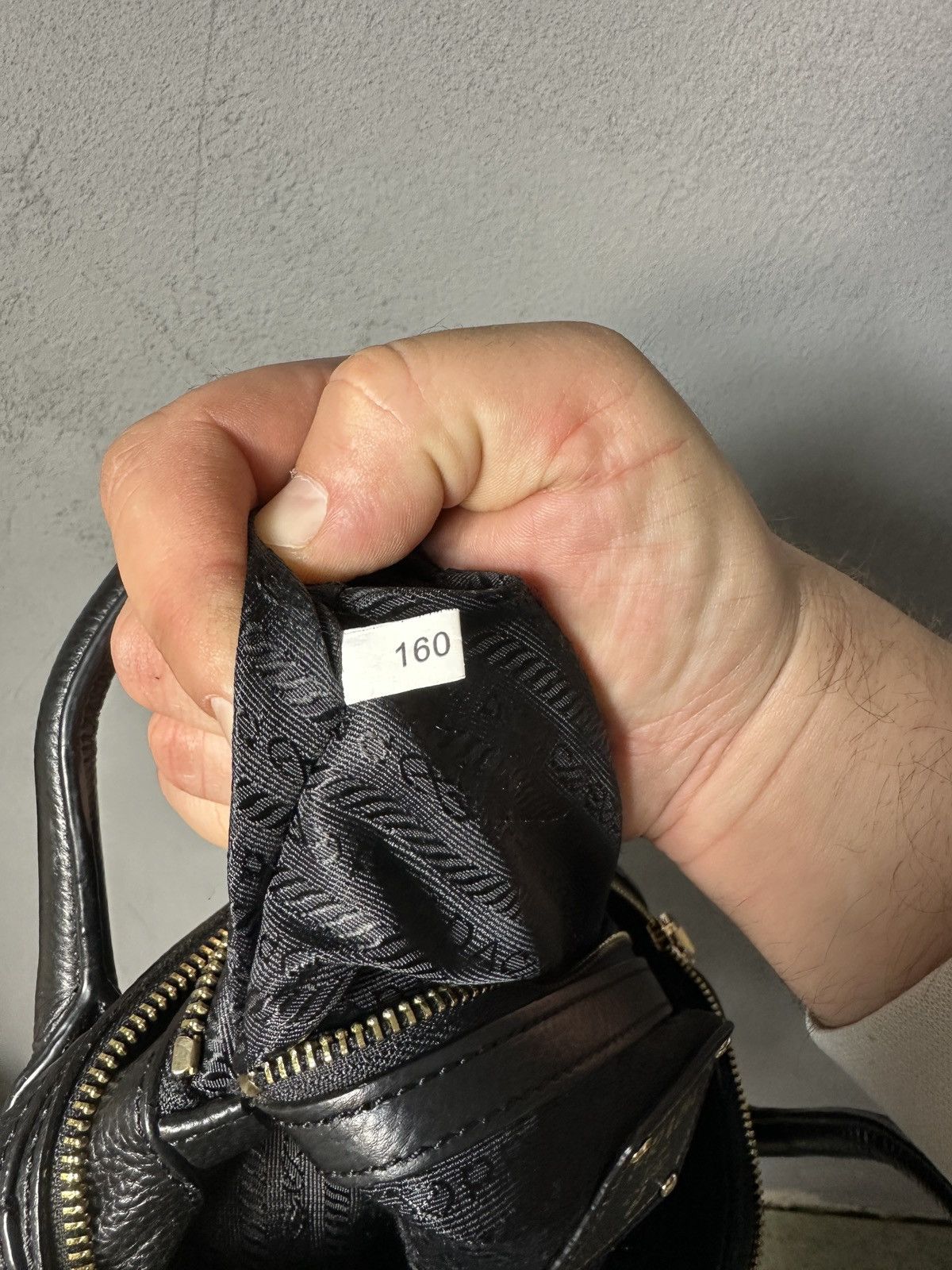 Designer × Prada Prada Black Vitello Daino Leather Sacca 2 Manici Hobo Bag Size ONE SIZE - 12 Thumbnail