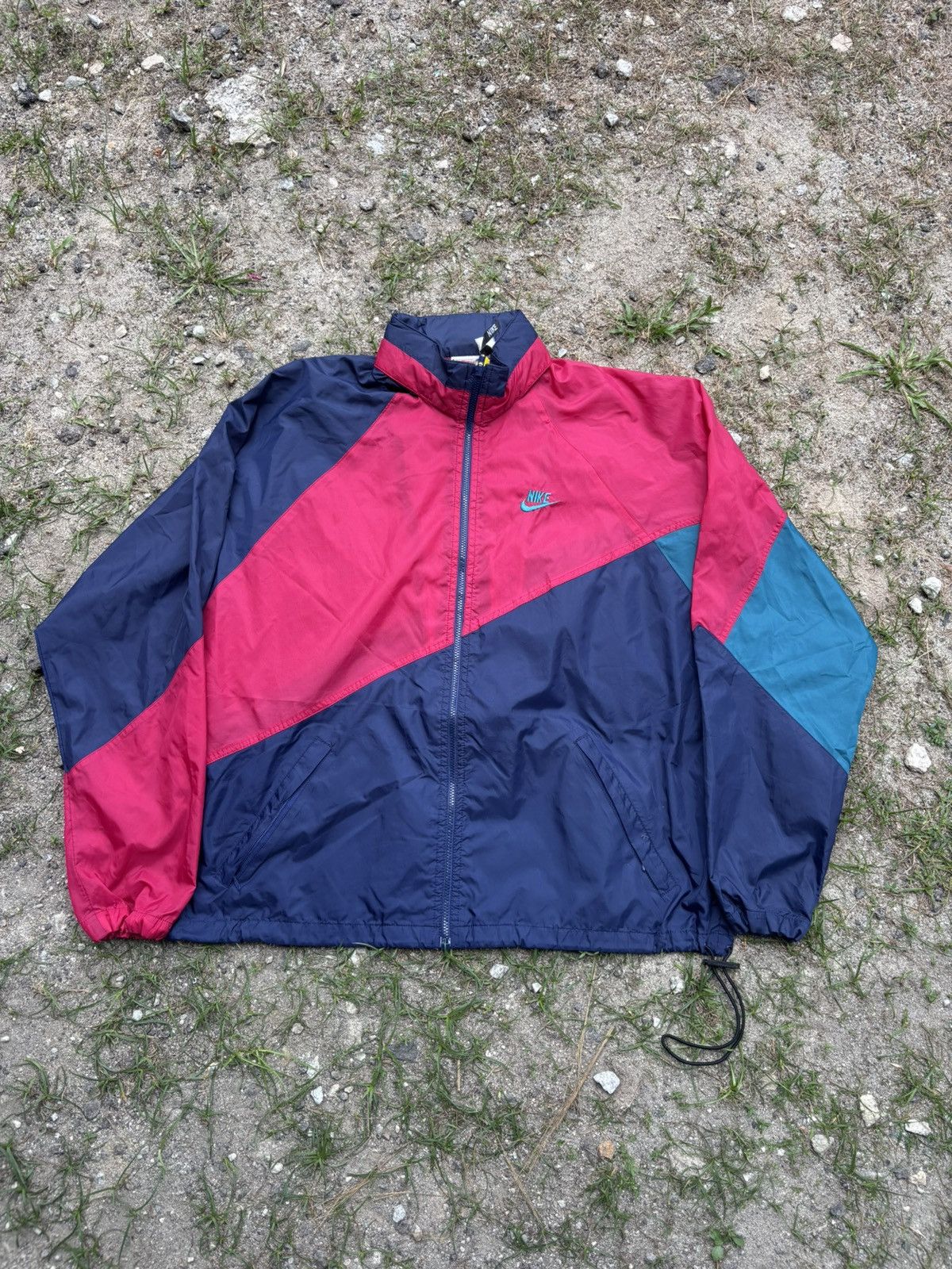 Nike Vintage 90’s Nike Multicolour Windbreaker Jacket Size US L / EU 52-54 / 3 - 1 Thumbnail