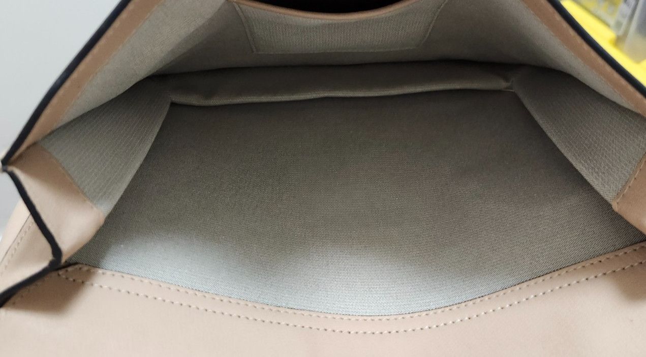 Marni Marni Beige Leather Pushlock Saddle Shoulder Crossbody Bag Size ONE SIZE - 14 Thumbnail