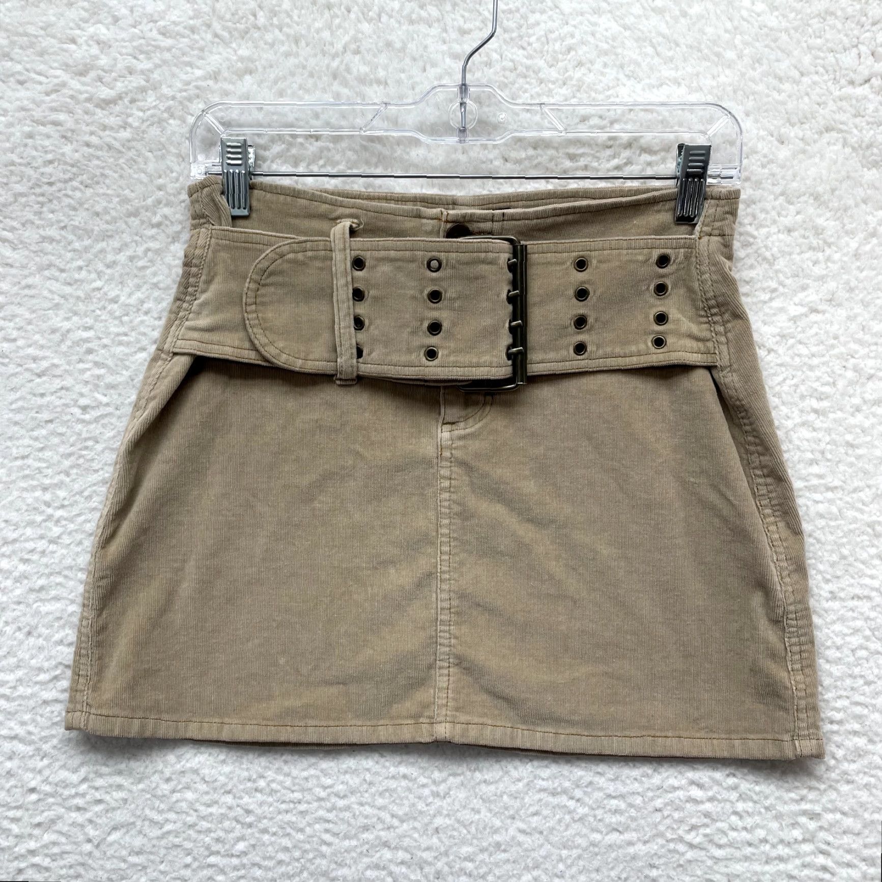 Vintage VINTAGE Y2K Corduroy Mini Skirt 8 Beige Beige Tan Belted Fairy Grunge Whimsigoth Misdemeanor Jeans? Size 30" / US 8 / IT 44 - 2 Thumbnail
