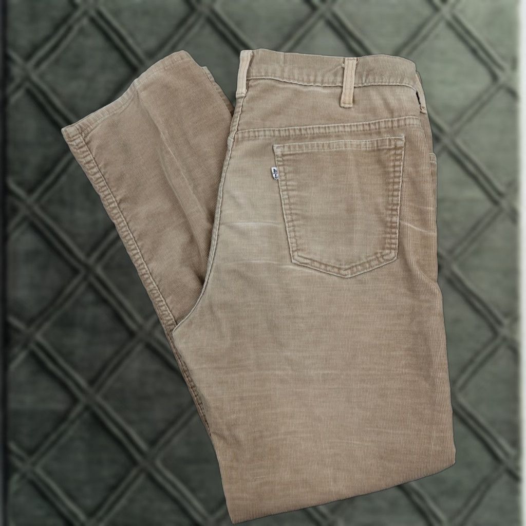 Levi's VINTAGE Levi's 517 Pants Mens 35x30 Corduroy Straight Leg Five Pocket Casual Beige Size US 35 - 1 Thumbnail