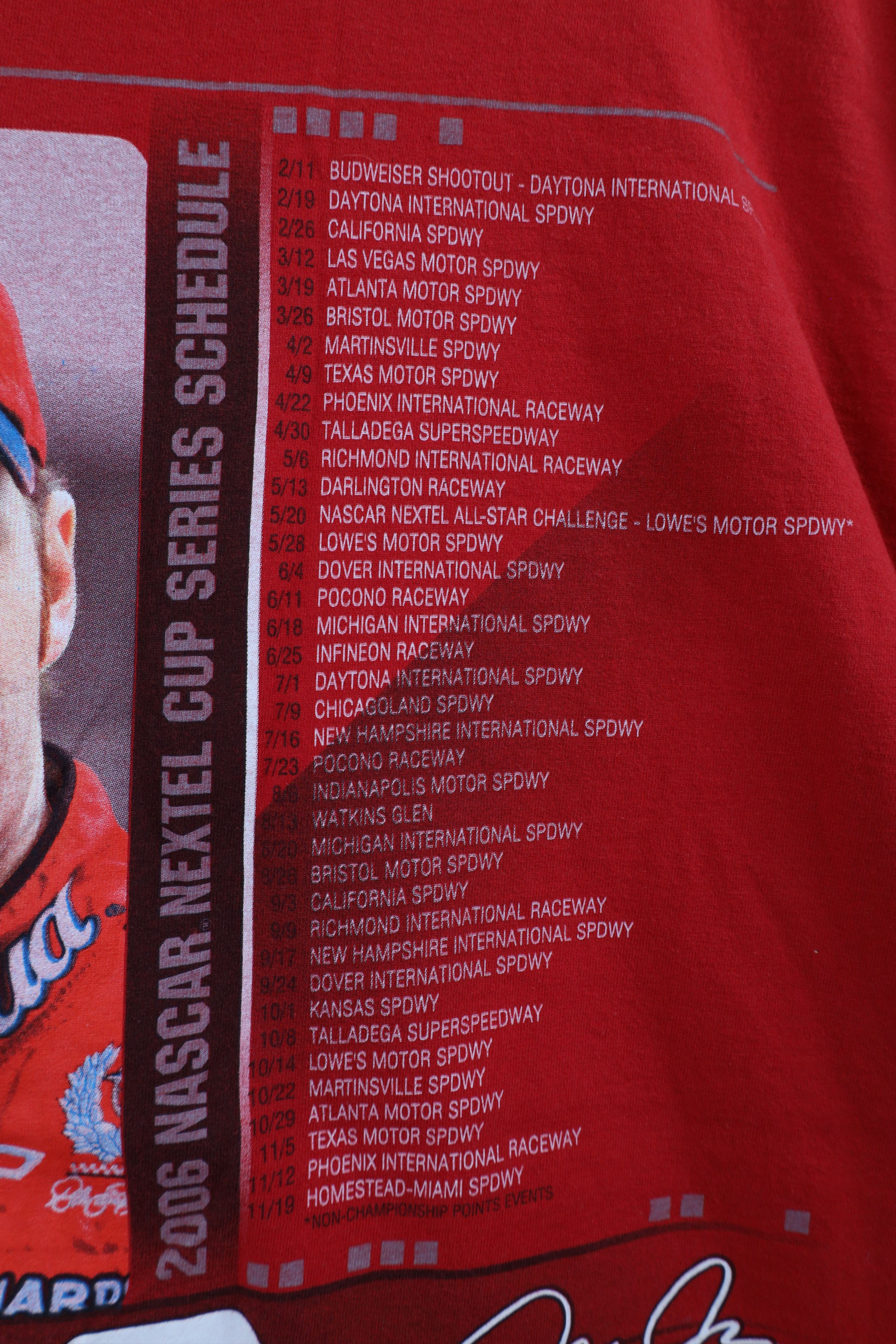Vintage Vintage Y2K 2006 NASCAR Earnhardt Jr Budweiser T-Shirt Size US L / EU 52-54 / 3 - 11 Thumbnail
