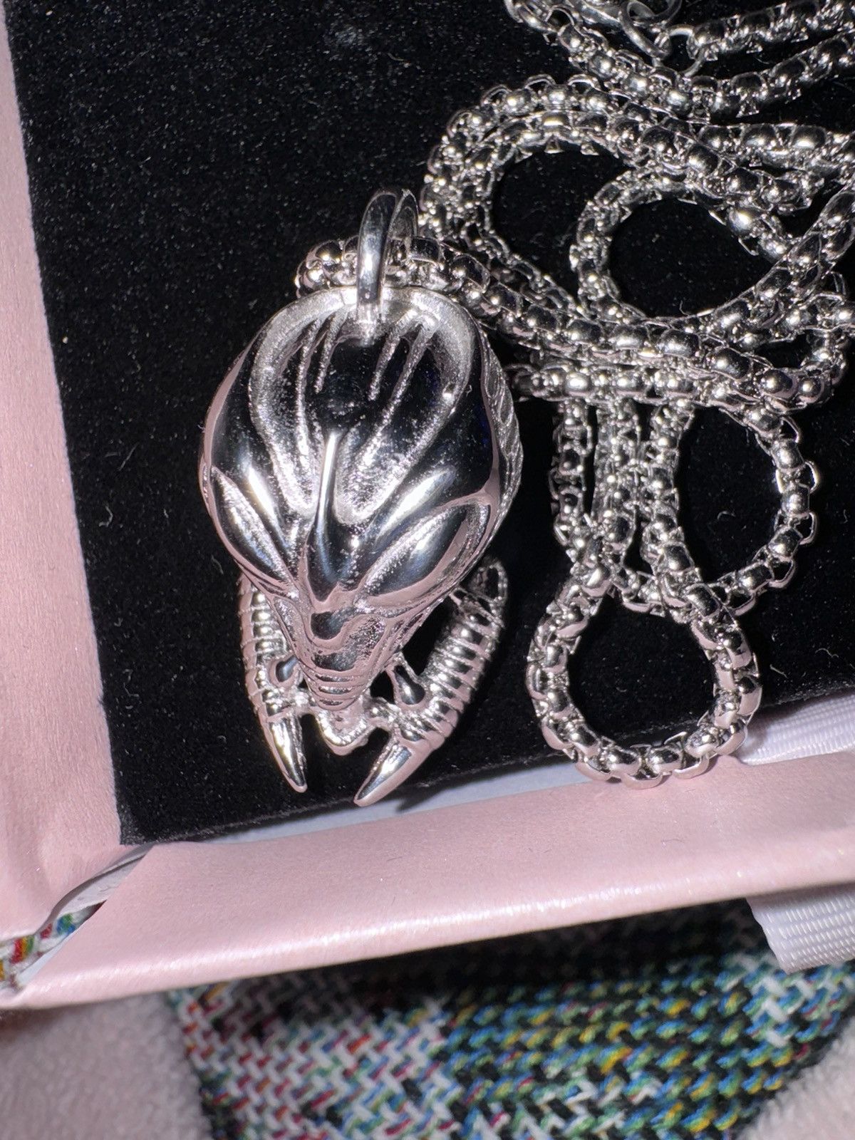 Copes copes Greytech Alien predator Necklace silver chain Size ONE SIZE - 5 Thumbnail