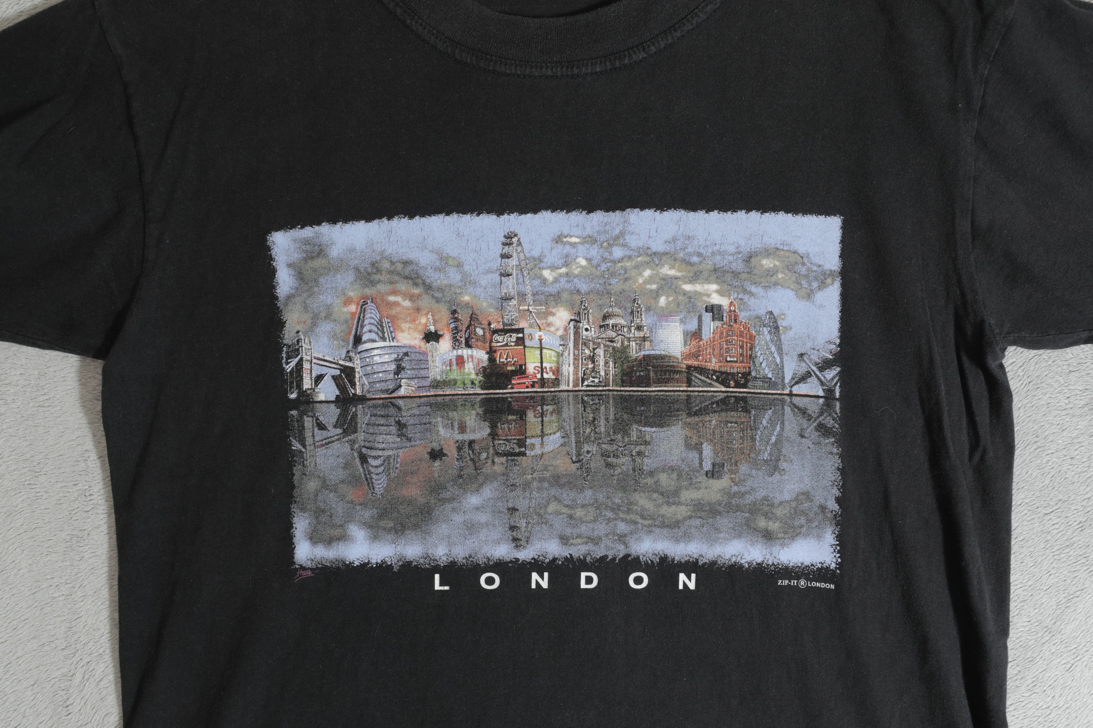Other Zip-It London Skyline Shirt (S) Size US S / EU 44-46 / 1 - 4 Thumbnail