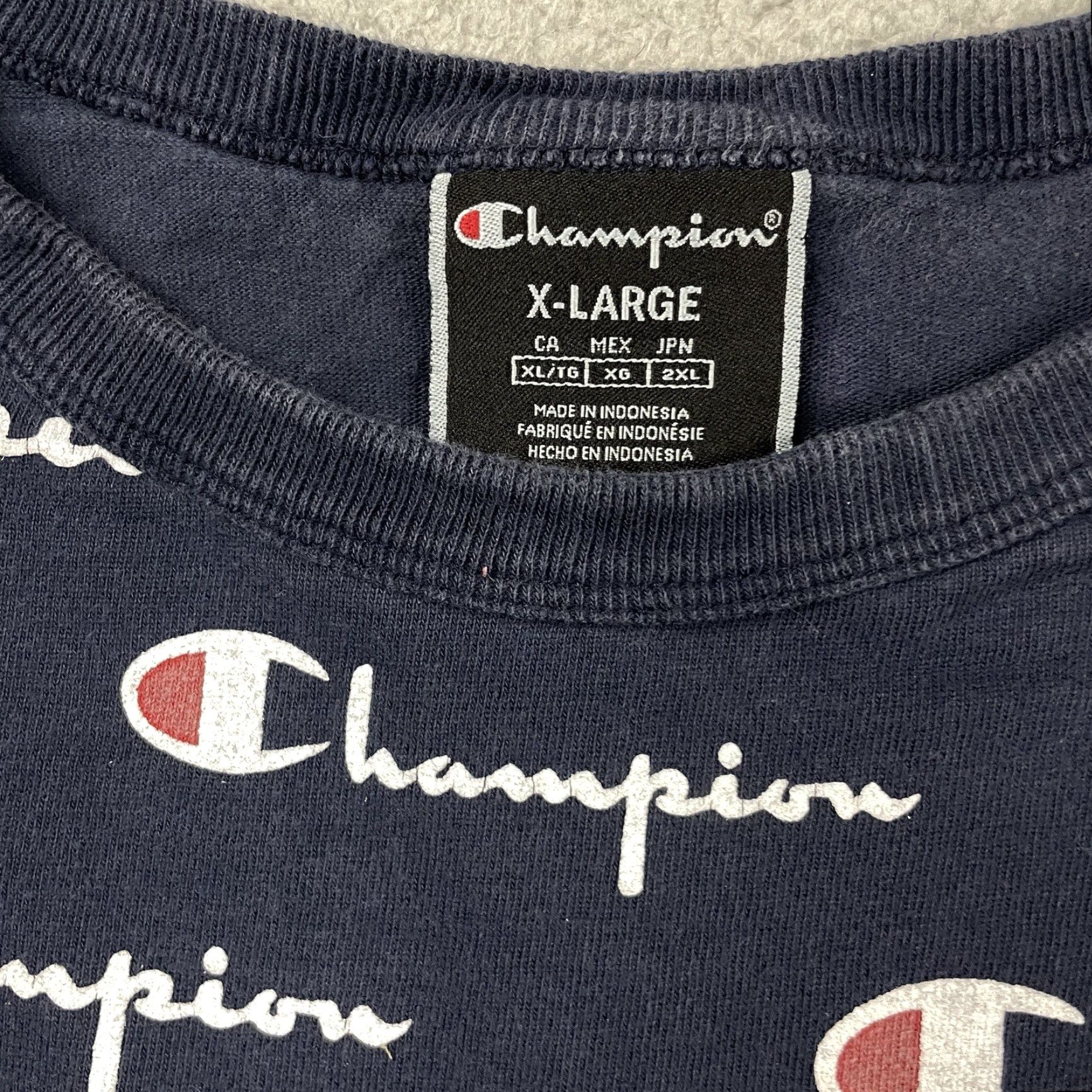 Champion Champion Cropped T-shirt Womens XL Black AOP Spell Out Short Sleeve All Over* Size XL / US 12-14 / IT 48-50 - 5 Thumbnail