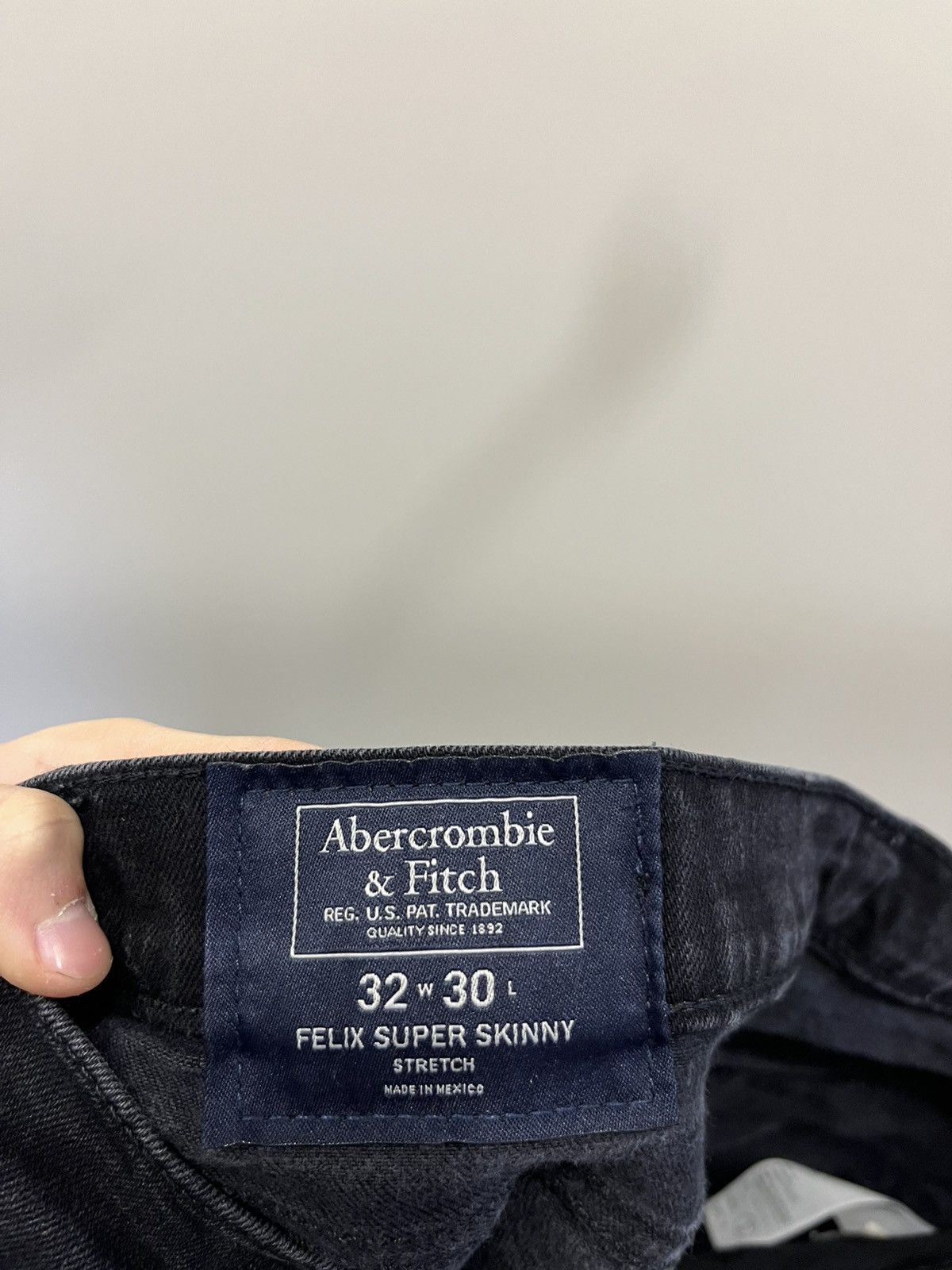Abercrombie & Fitch Vintage wash Abercrombie & Fitch black jeans Size US 32 / EU 48 - 6 Thumbnail