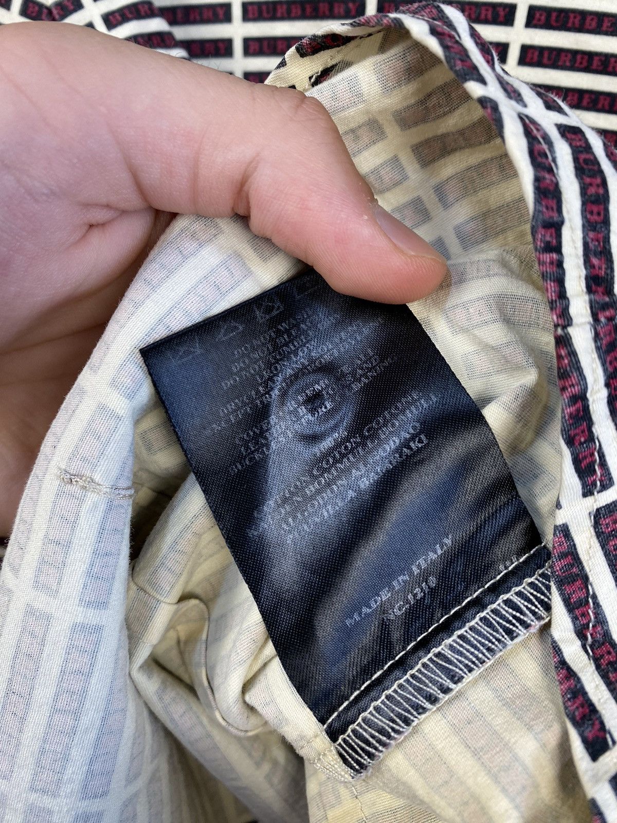 Burberry × Japanese Brand Vintage Burberry London Monogram Women Shirt Size XS / US 0-2 / IT 36-38 - 10 Thumbnail