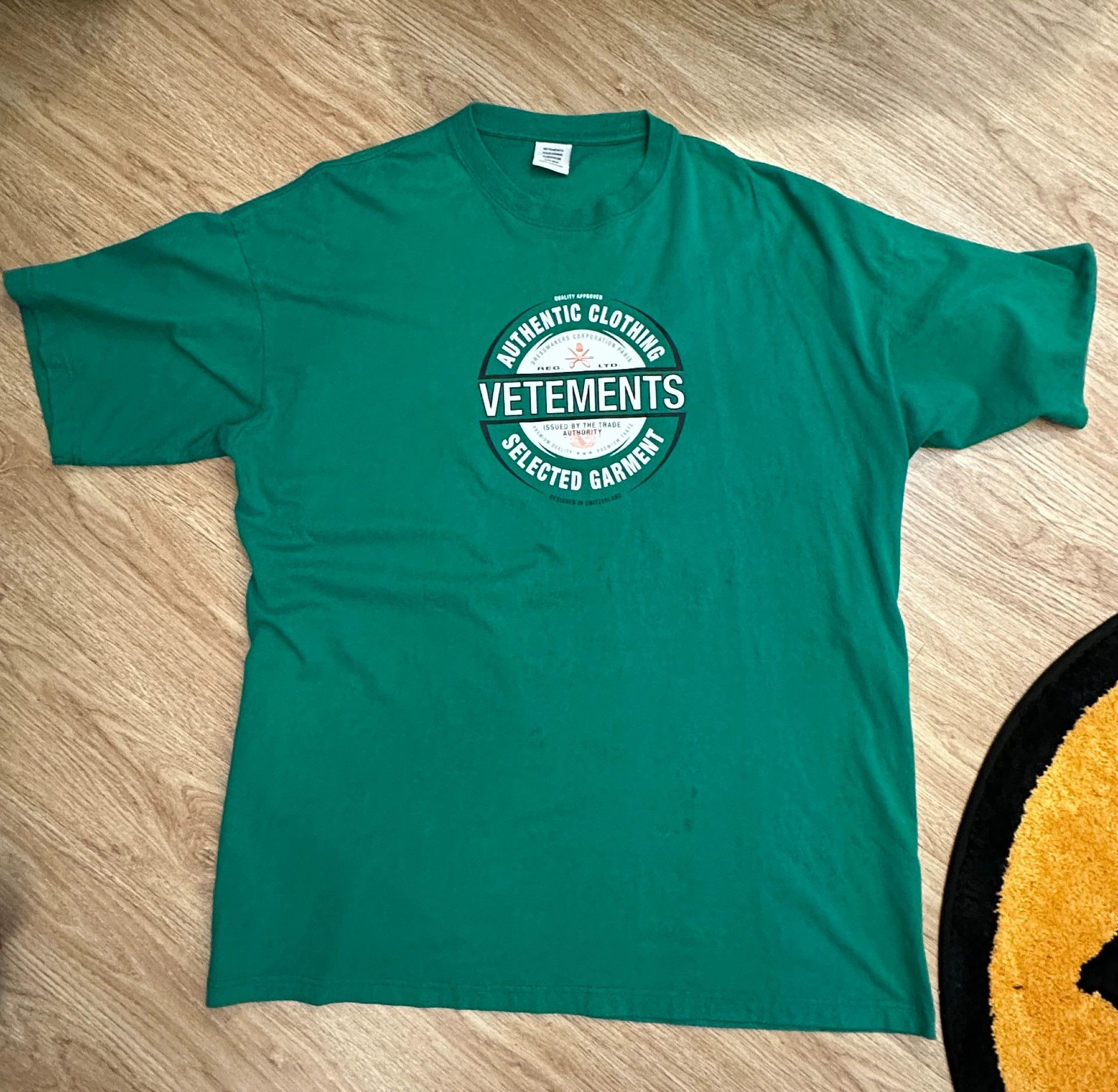 Vetements Vetements 2020 SS20 Heineken Oversized T-shirt - dmc Size US M / EU 48-50 / 2 - 1 Thumbnail