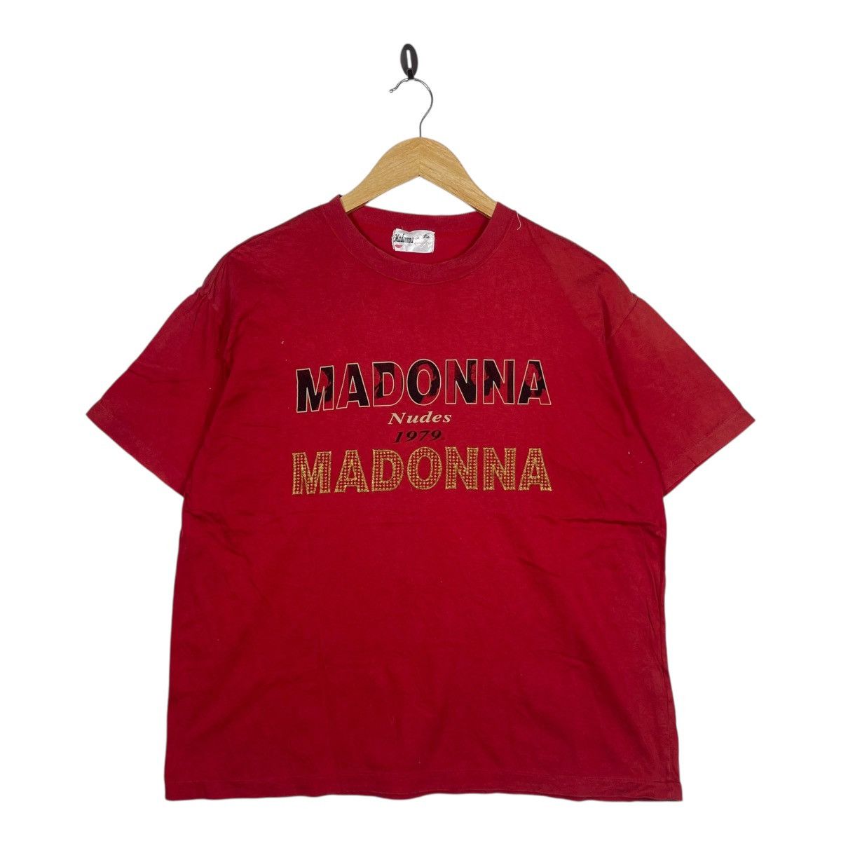 Vintage Vintage Madonna Nudes 1979 Graphic T-Shirt Red Big Logo Tee Size US M / EU 48-50 / 2 - 1 Thumbnail