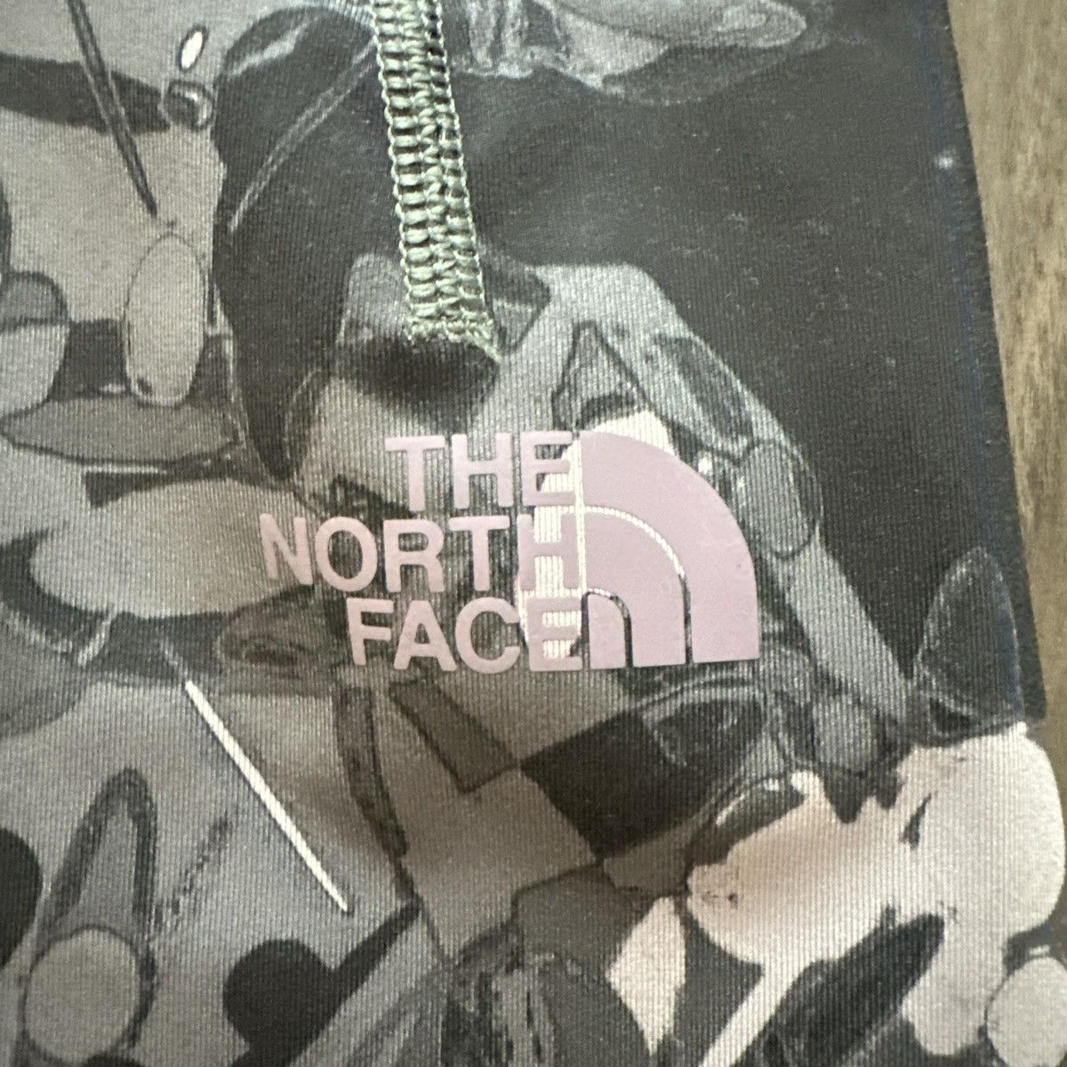 The North Face The North Face Leggings W S Printed Camo 7/8 Tight Pockets Size 25" / US 0 / IT 36 - 2 Thumbnail