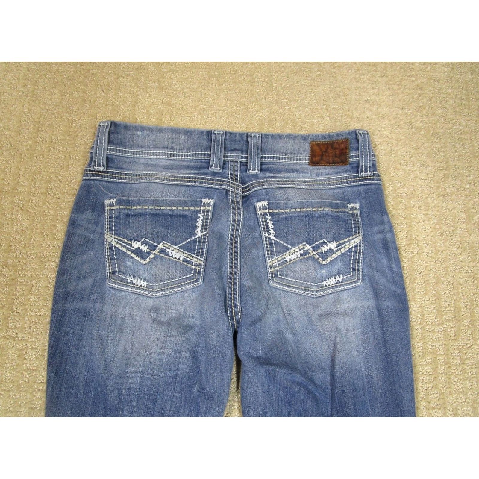 Vintage BKE Jeans Women 31 Low Rise Bootcut Petite Buckle Culture Denim Jeans Light Wash Blue 5-Pocket Logo 28in Inseam Regular Rise Womens Size 24" / US 00 / IT 34 - 4 Thumbnail