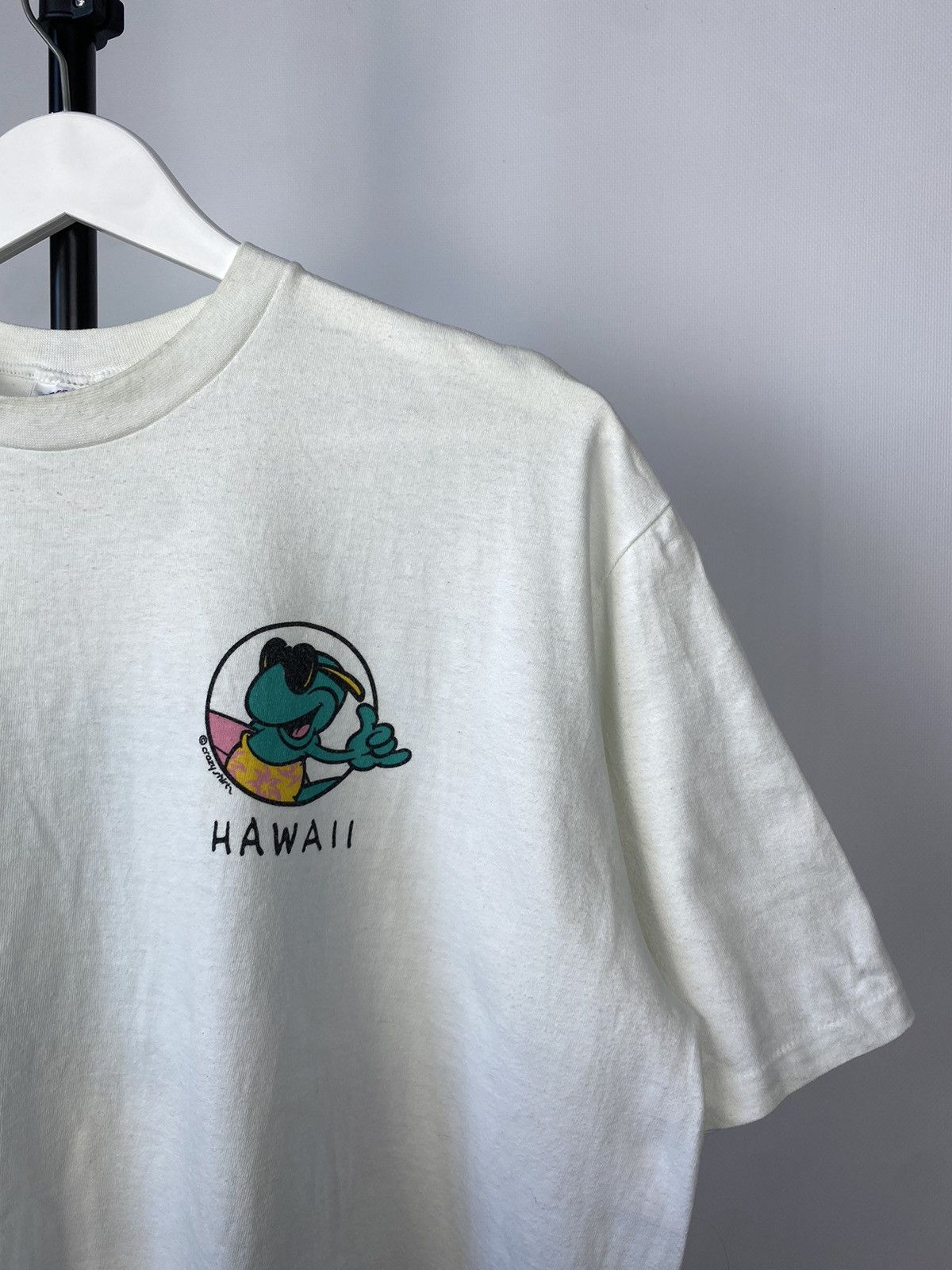 Vintage Crazy Vintage 1980s Hawaii Gecko Graphic T-Shirt Size US XL / EU 56 / 4 - 6 Thumbnail