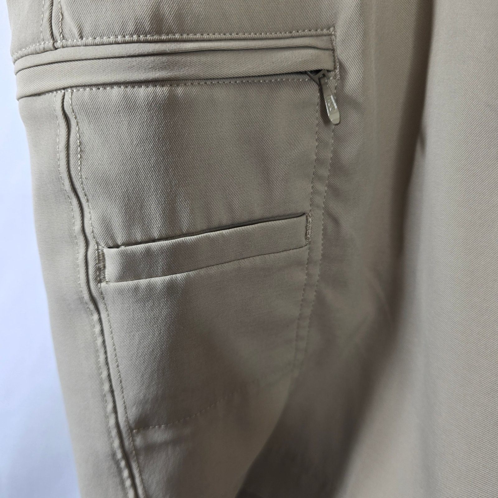 Callaway Men's Callaway Tan Golf Shorts Size 34 Size US 34 / EU 50 - 2 Thumbnail